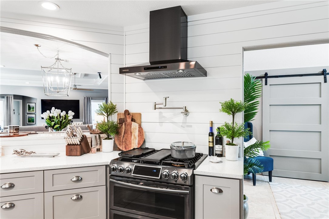 13914 Hawksnest Bay Dr