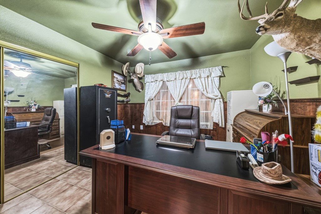 1202 Hwy 44 Hwy W