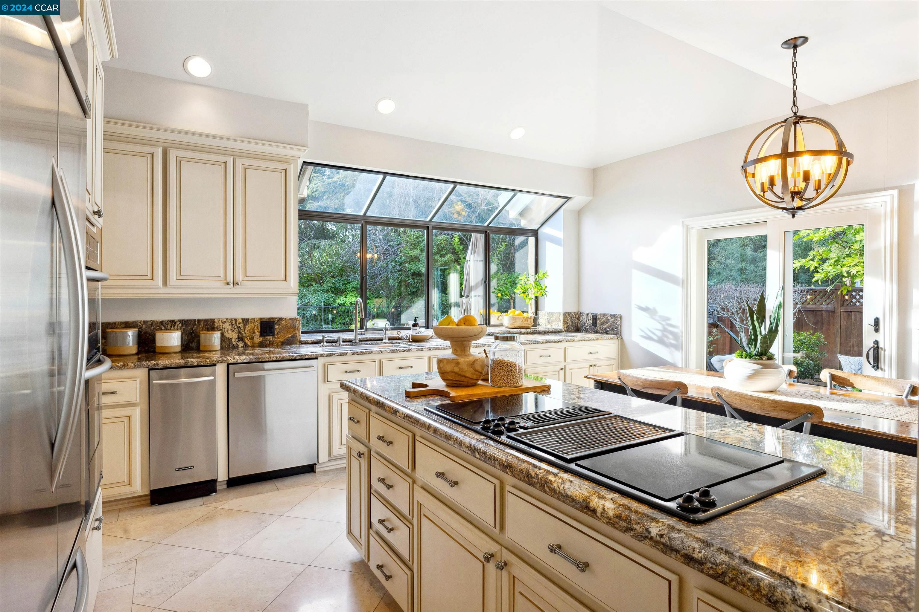 3311 Quail Walk Ln