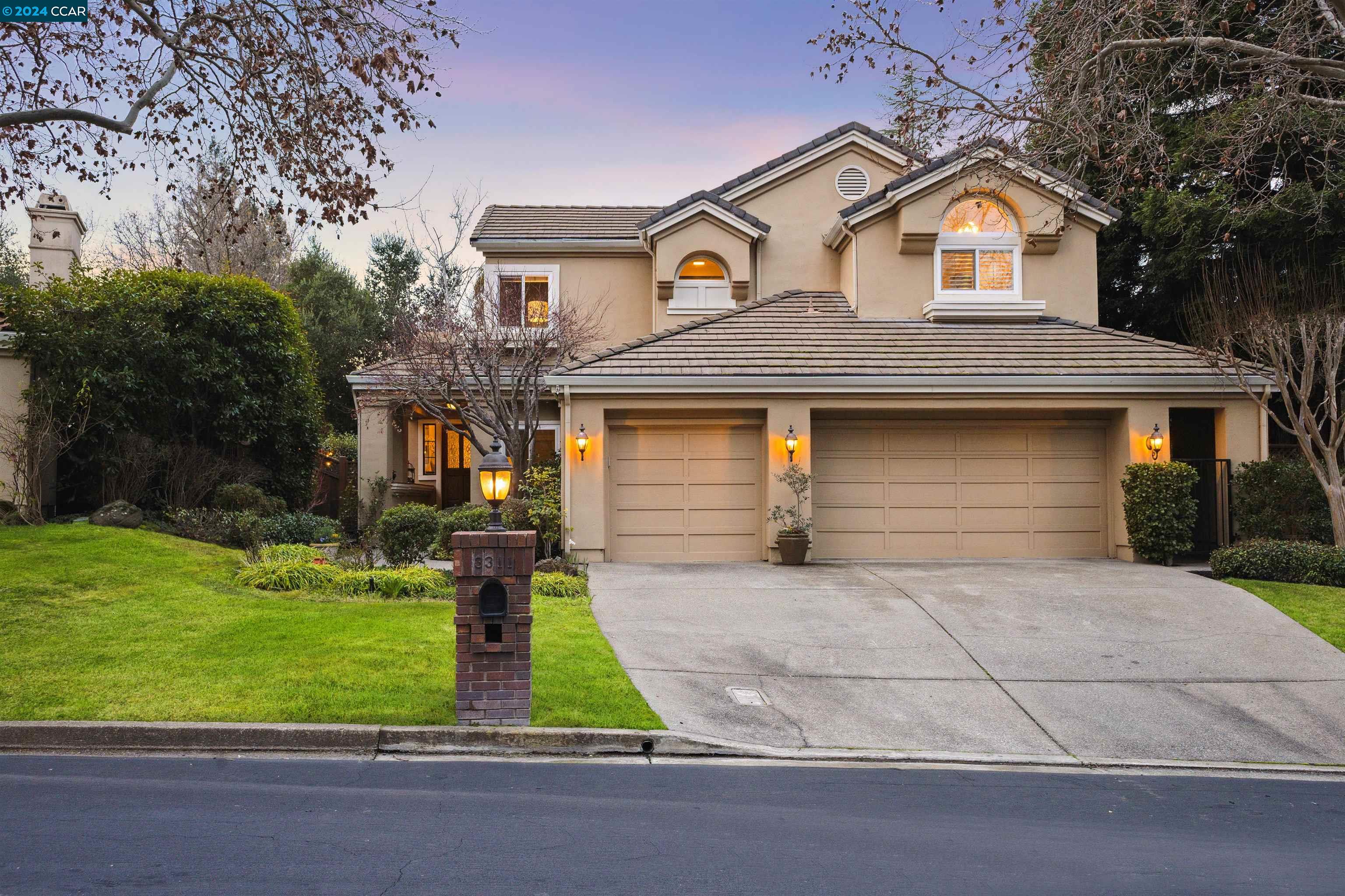 3311 Quail Walk Ln