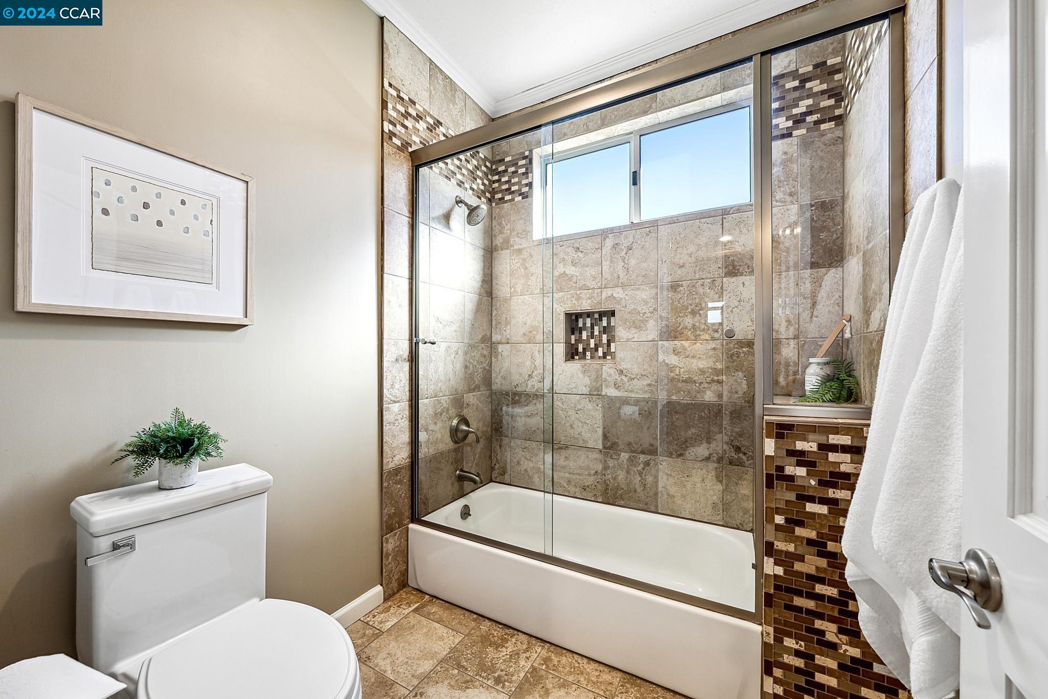 3520 Country Club Place