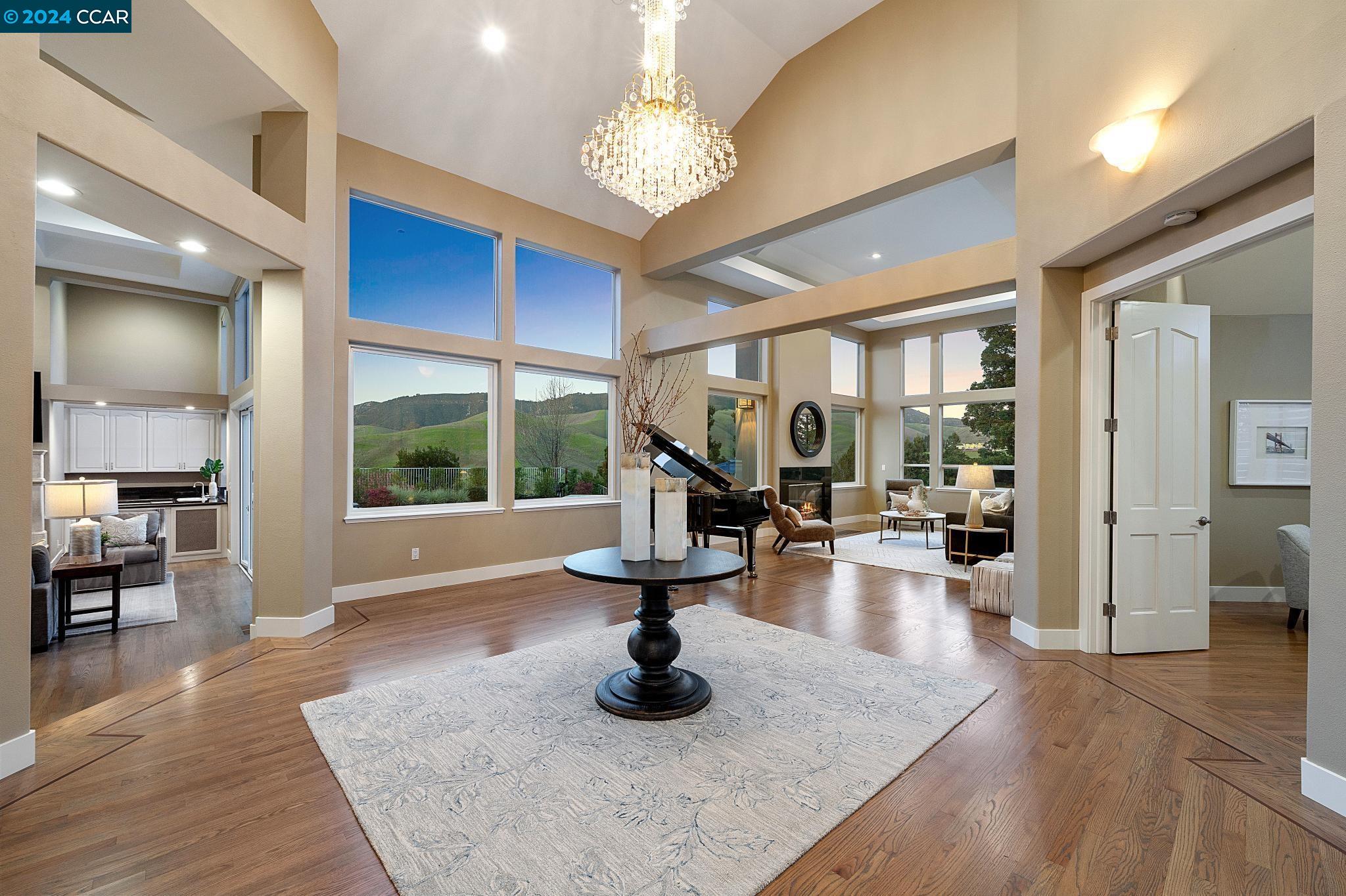 3520 Country Club Place