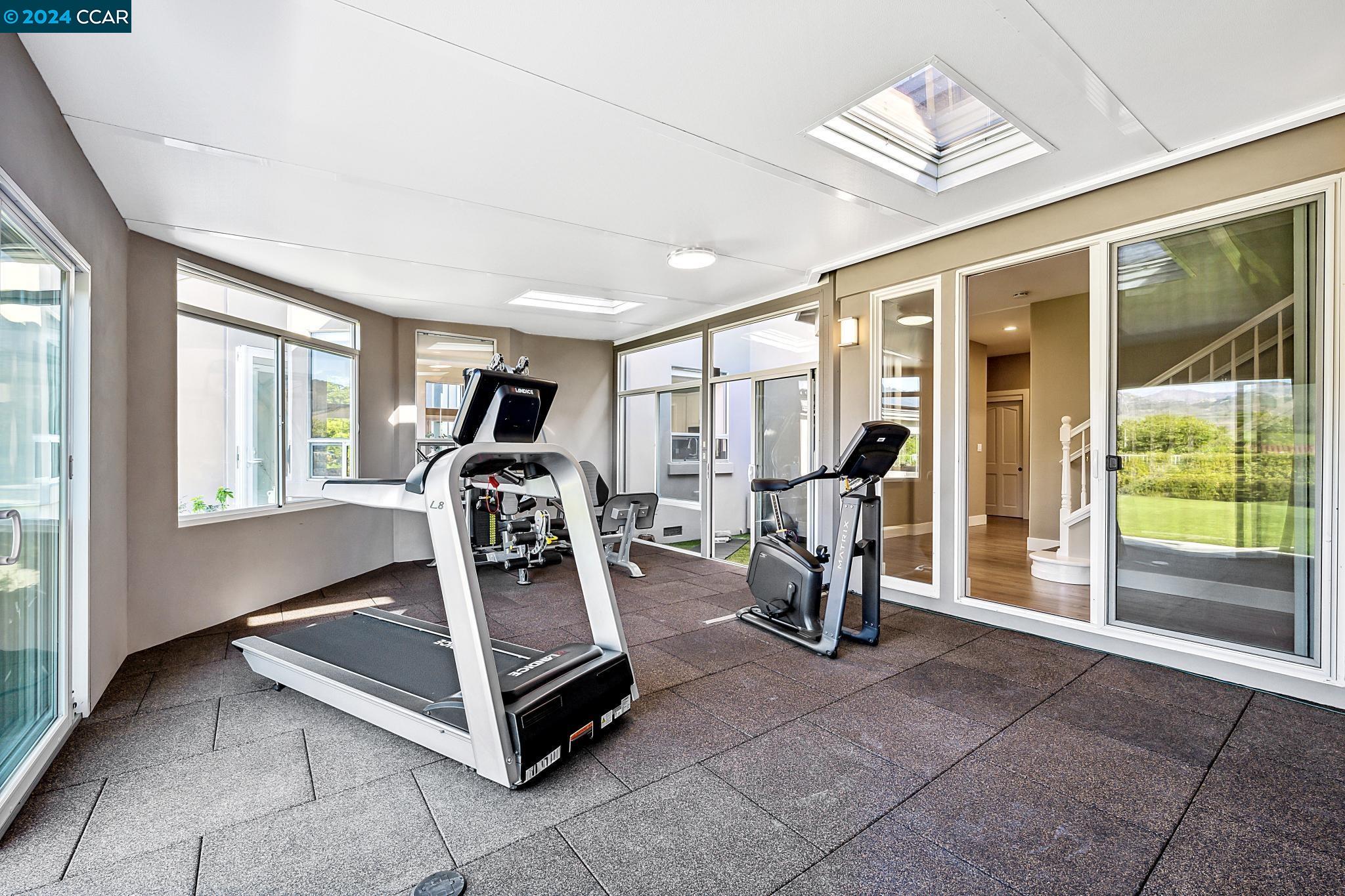 3520 Country Club Place