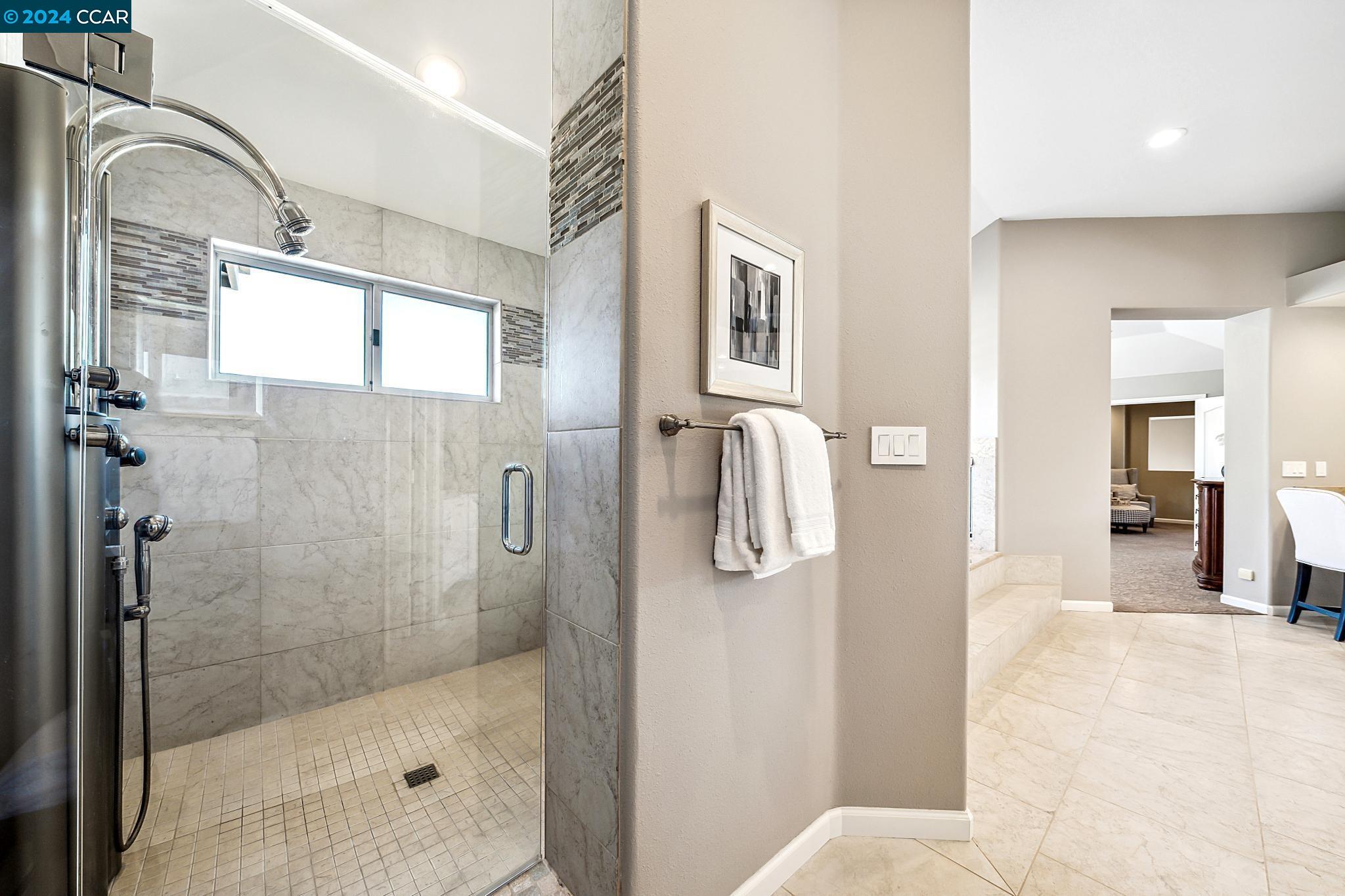 3520 Country Club Place