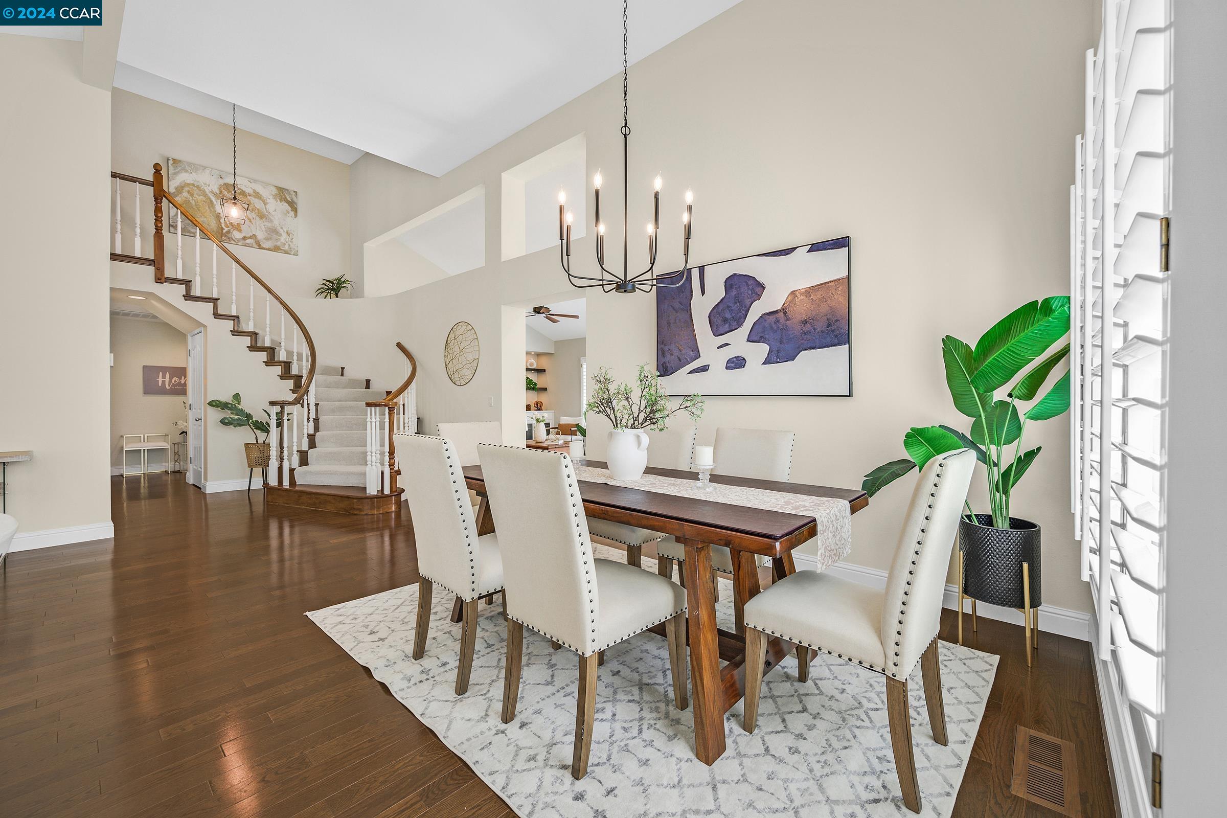 100 Carole Meadows Ct