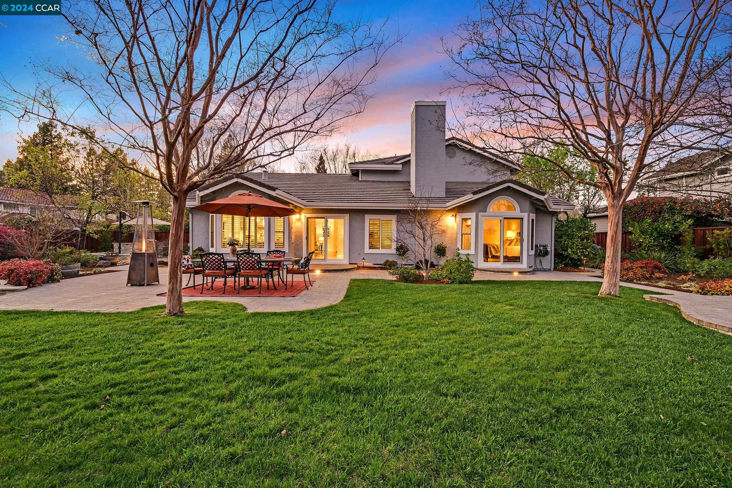 100 Carole Meadows Ct