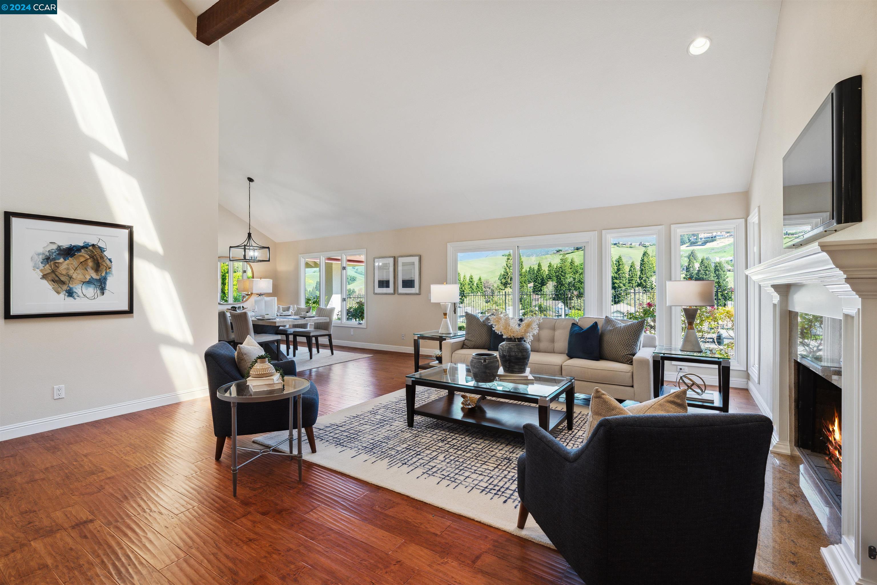 704 Liquidamber Pl