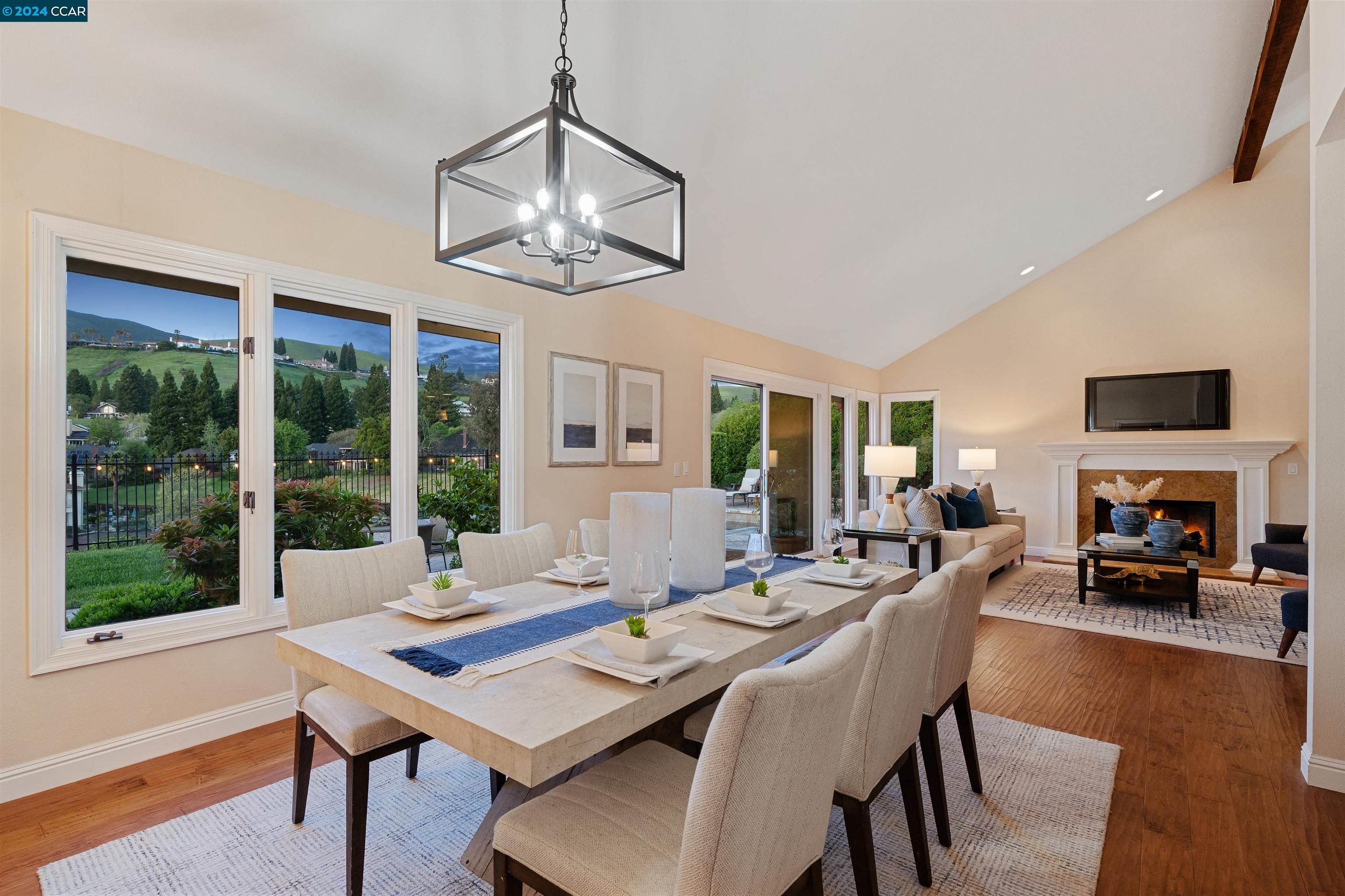 704 Liquidamber Pl