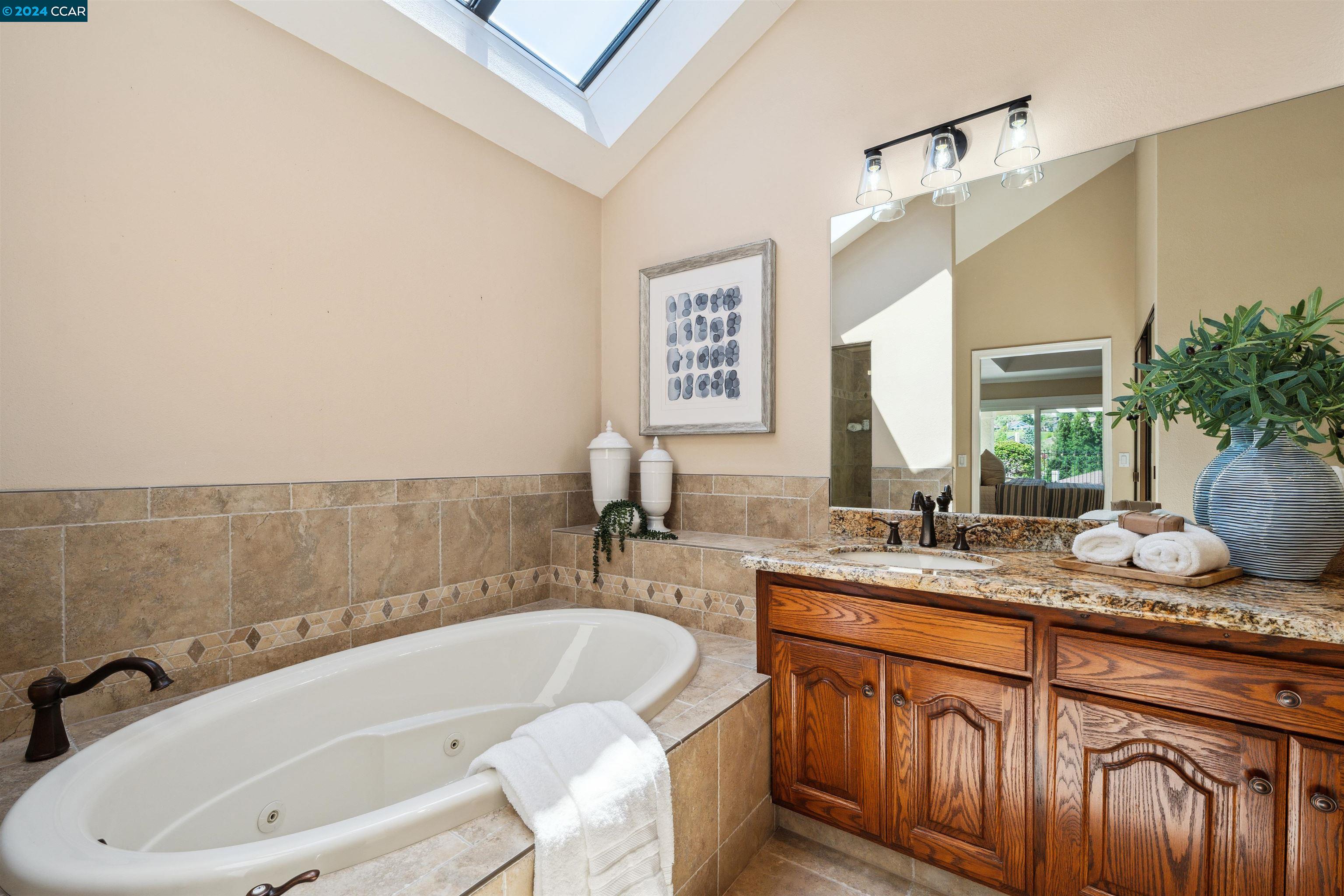 704 Liquidamber Pl