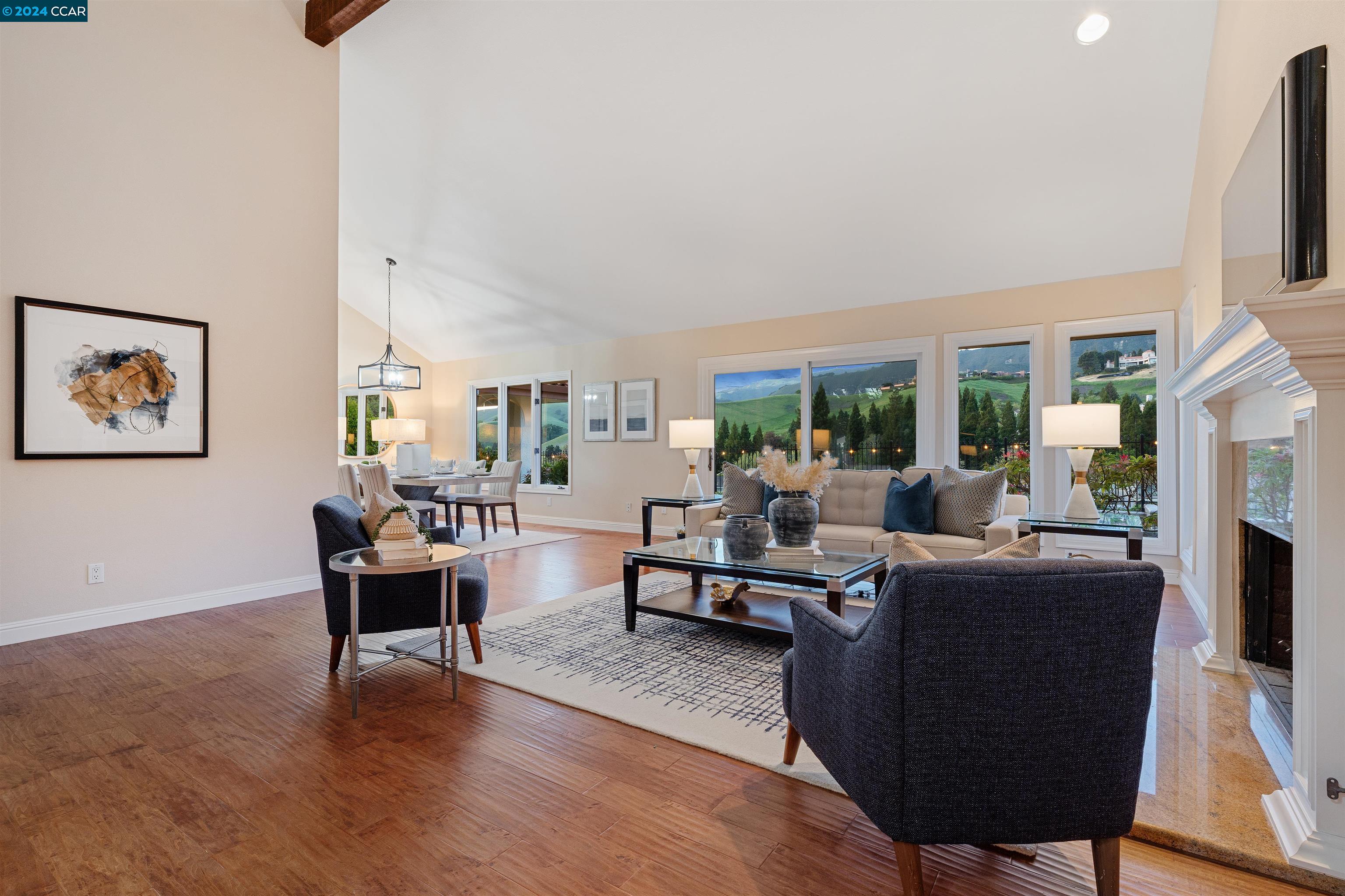 704 Liquidamber Pl