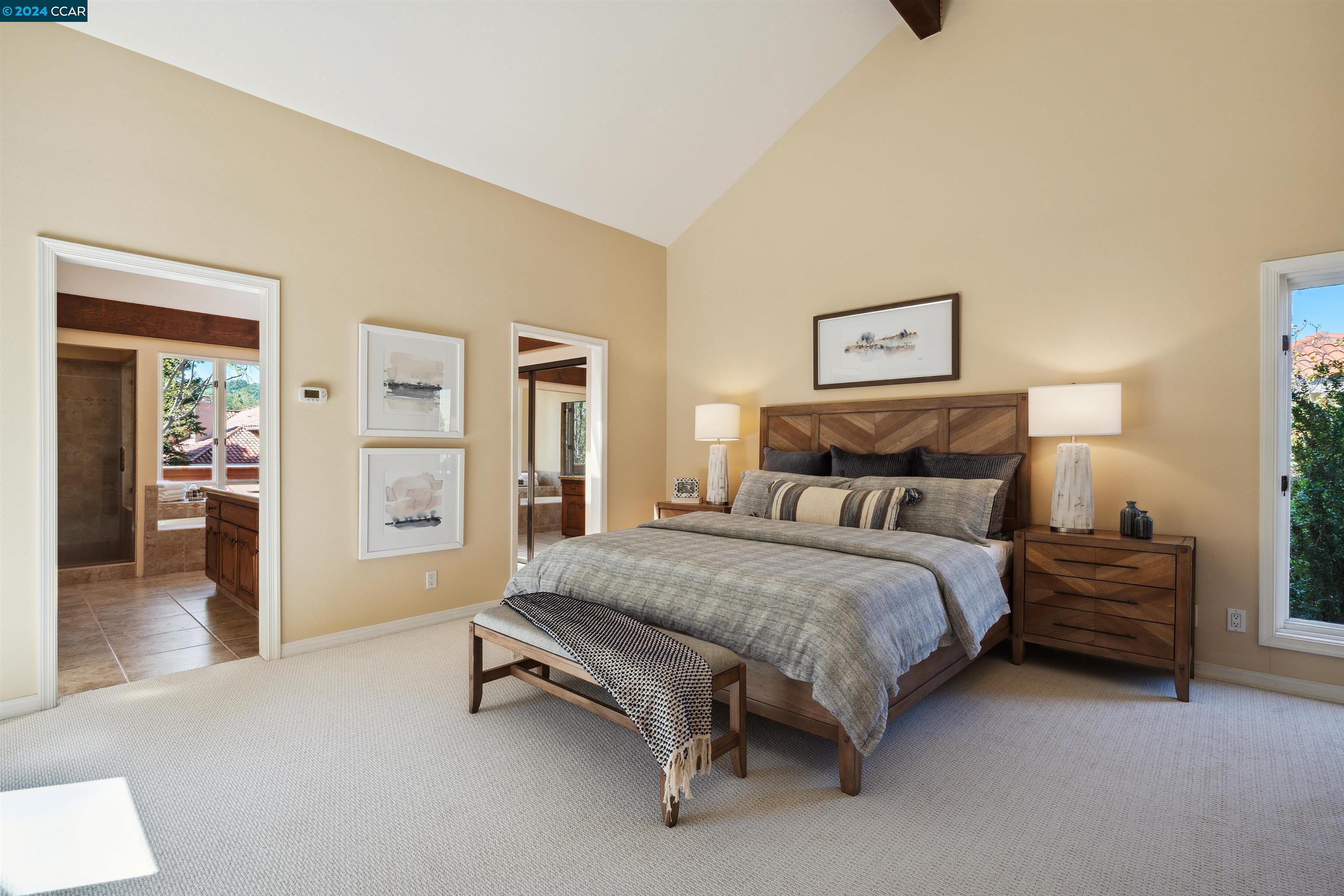 704 Liquidamber Pl
