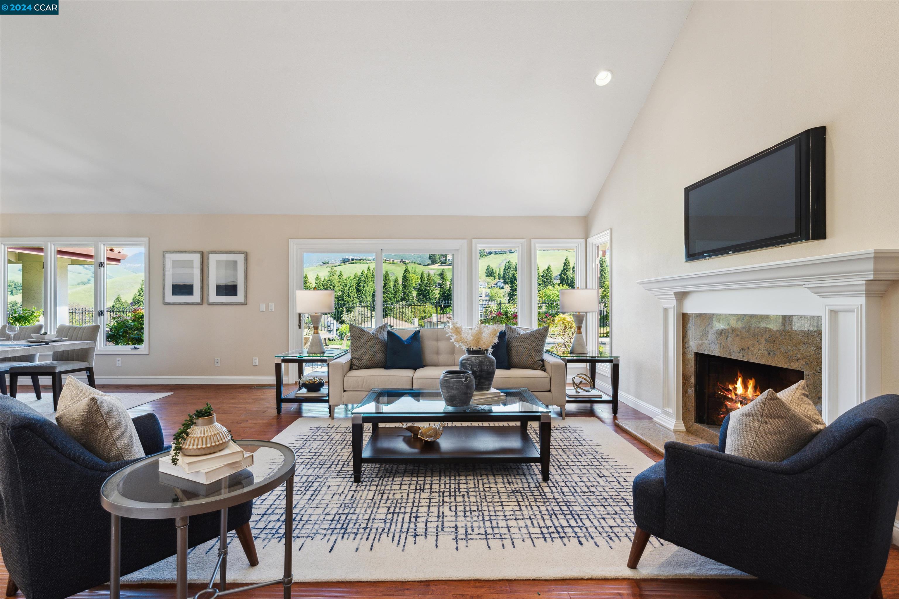 704 Liquidamber Pl