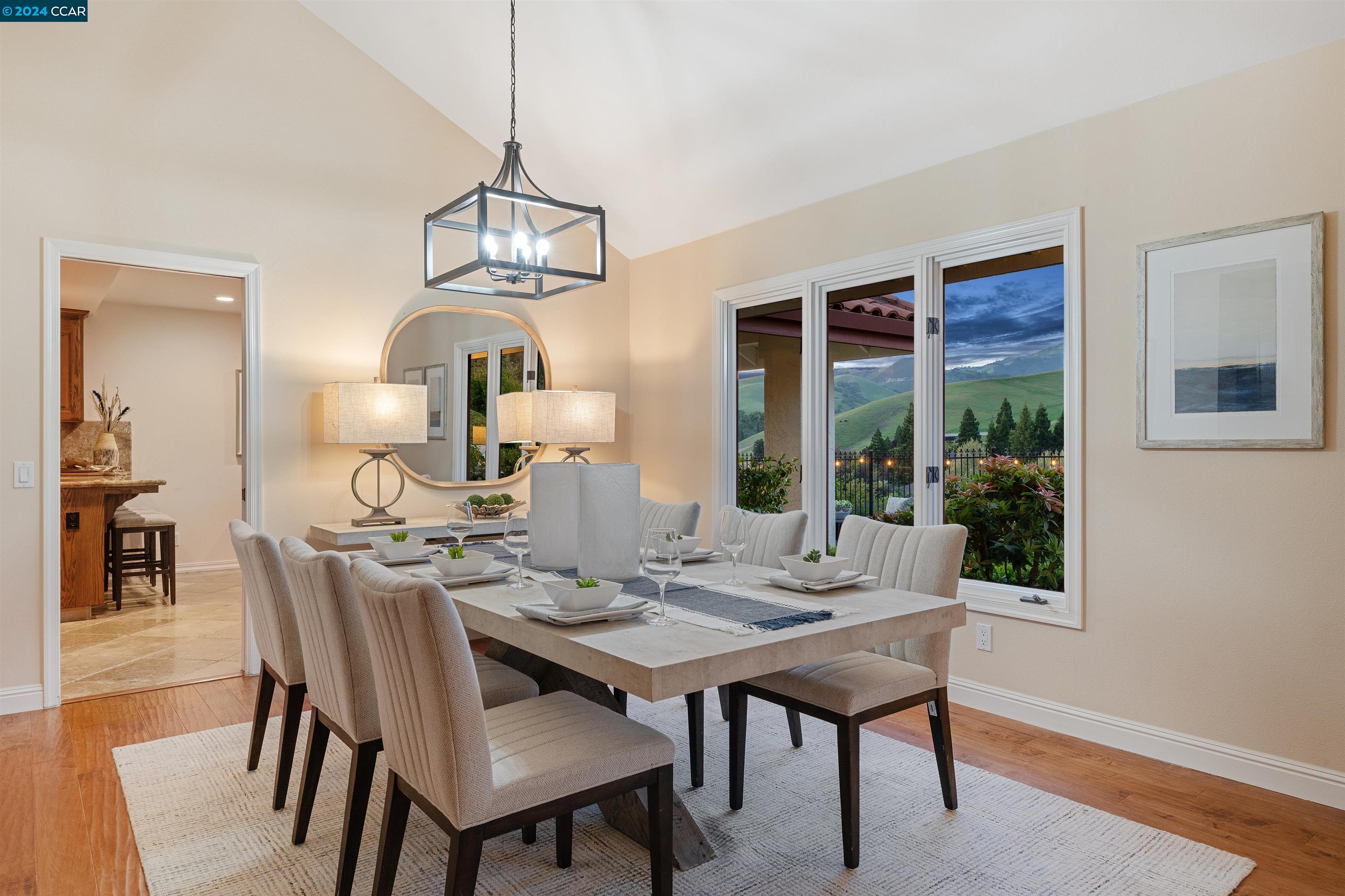 704 Liquidamber Pl