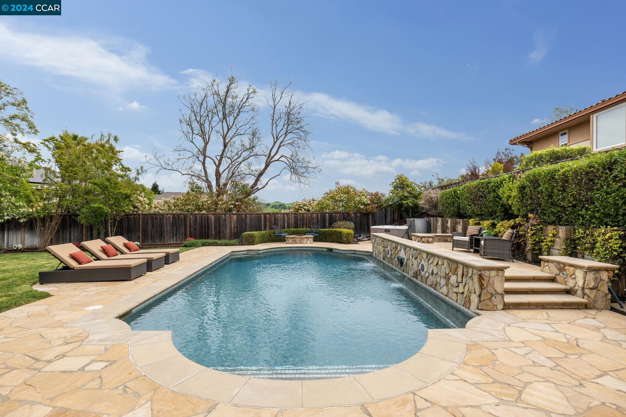 64 Jasmine Court