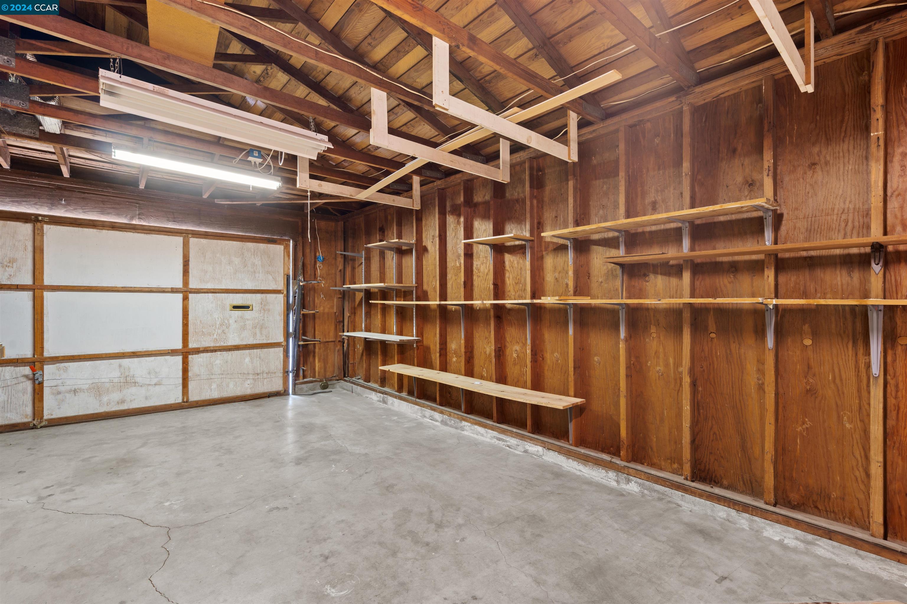 639 Woodland Ave
