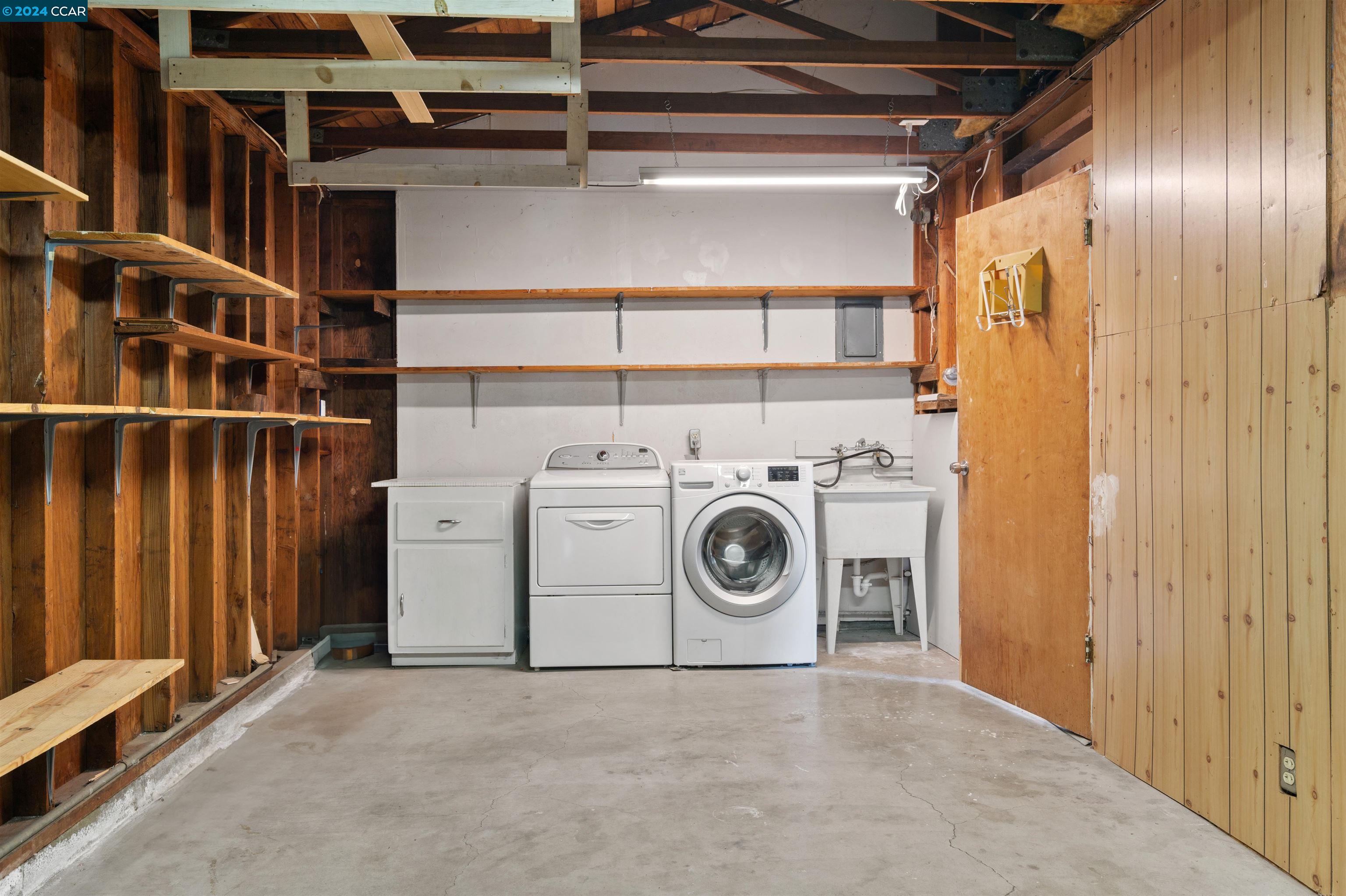 639 Woodland Ave