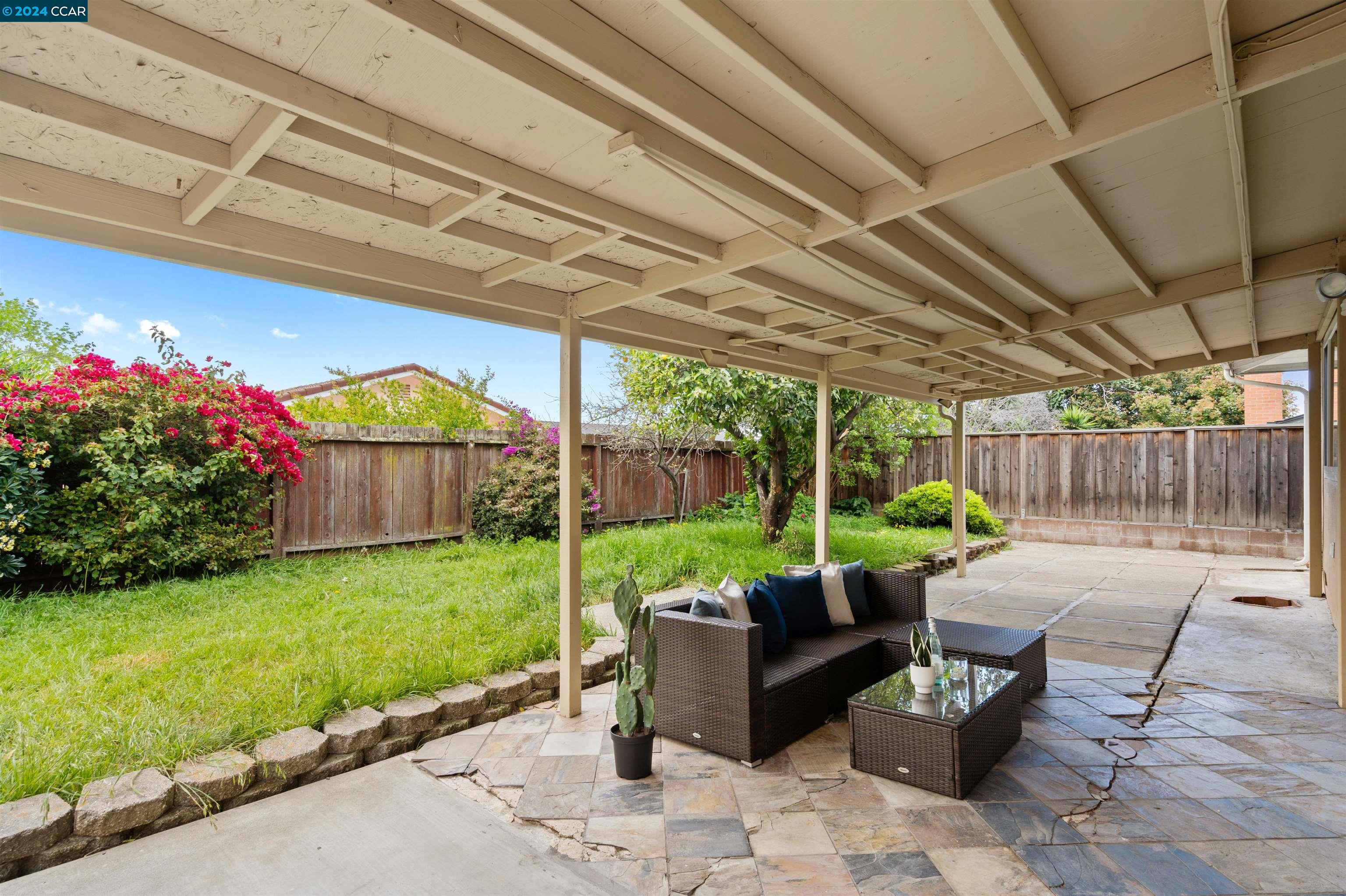 639 Woodland Ave