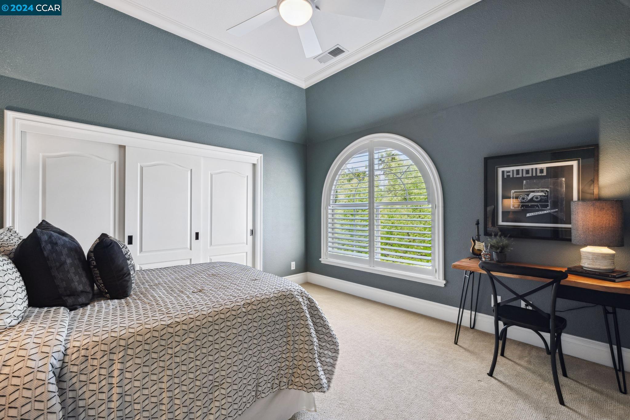 3601 Country Club Terrace