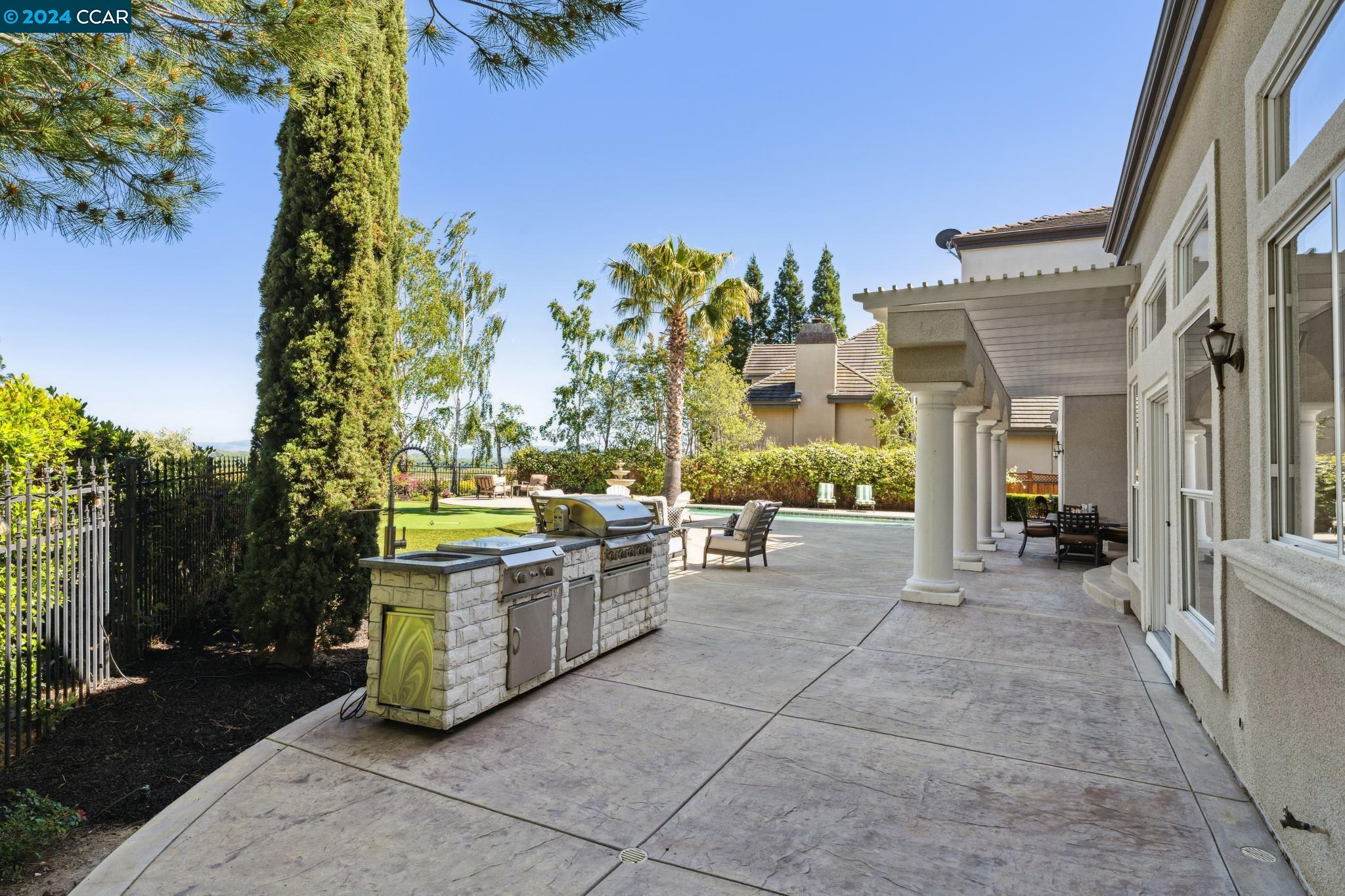 3601 Country Club Terrace