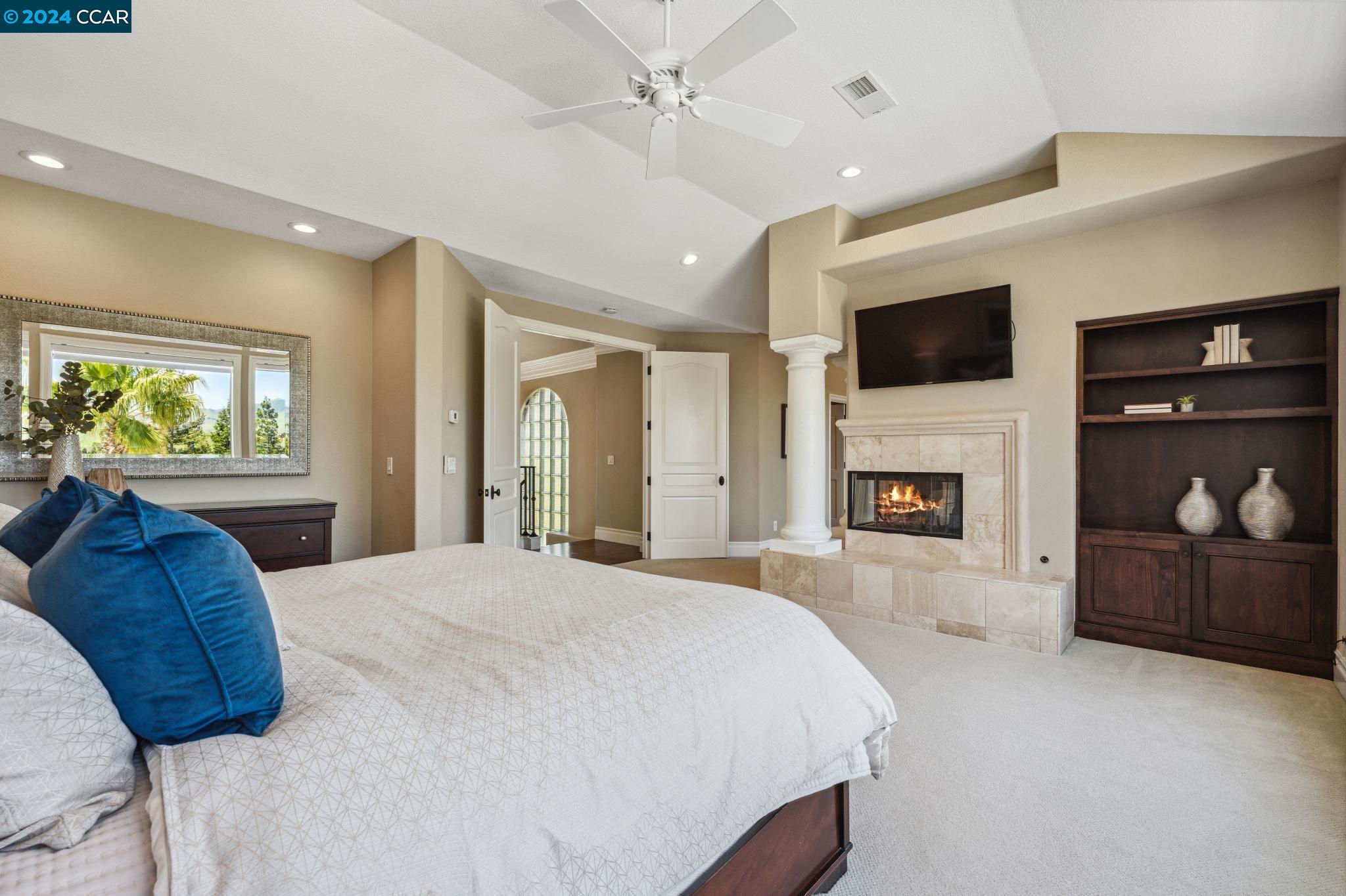 3601 Country Club Terrace