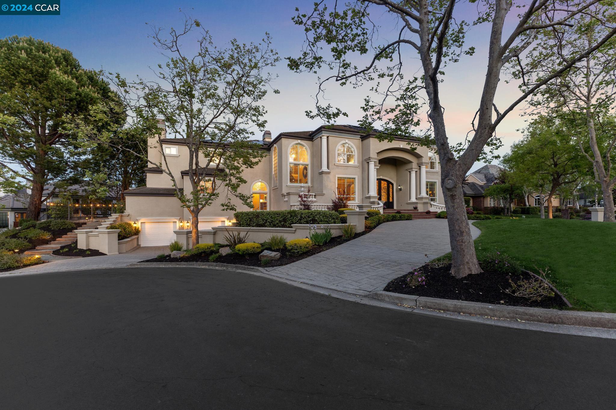 3601 Country Club Terrace