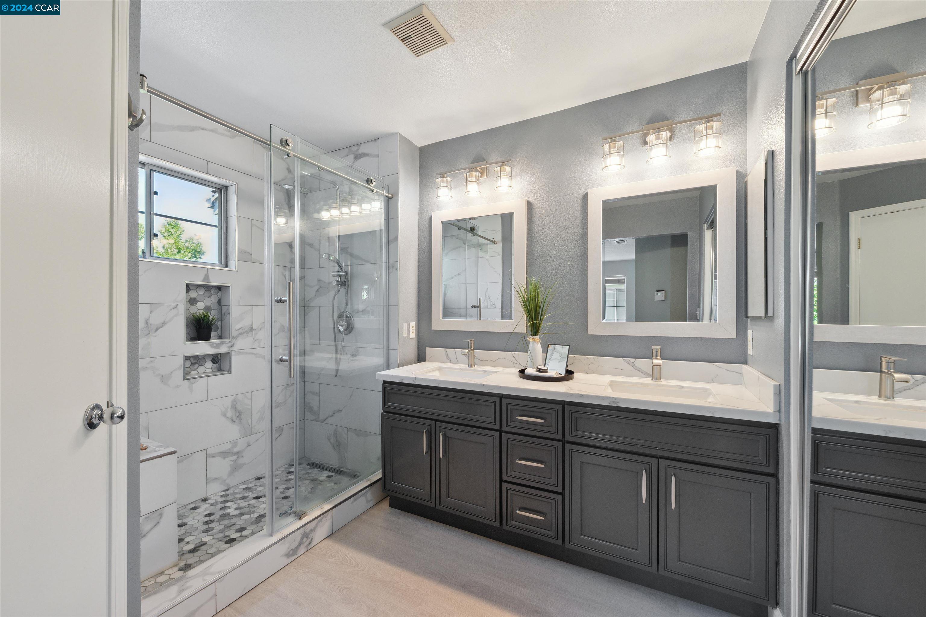397 Castlemaine Ct