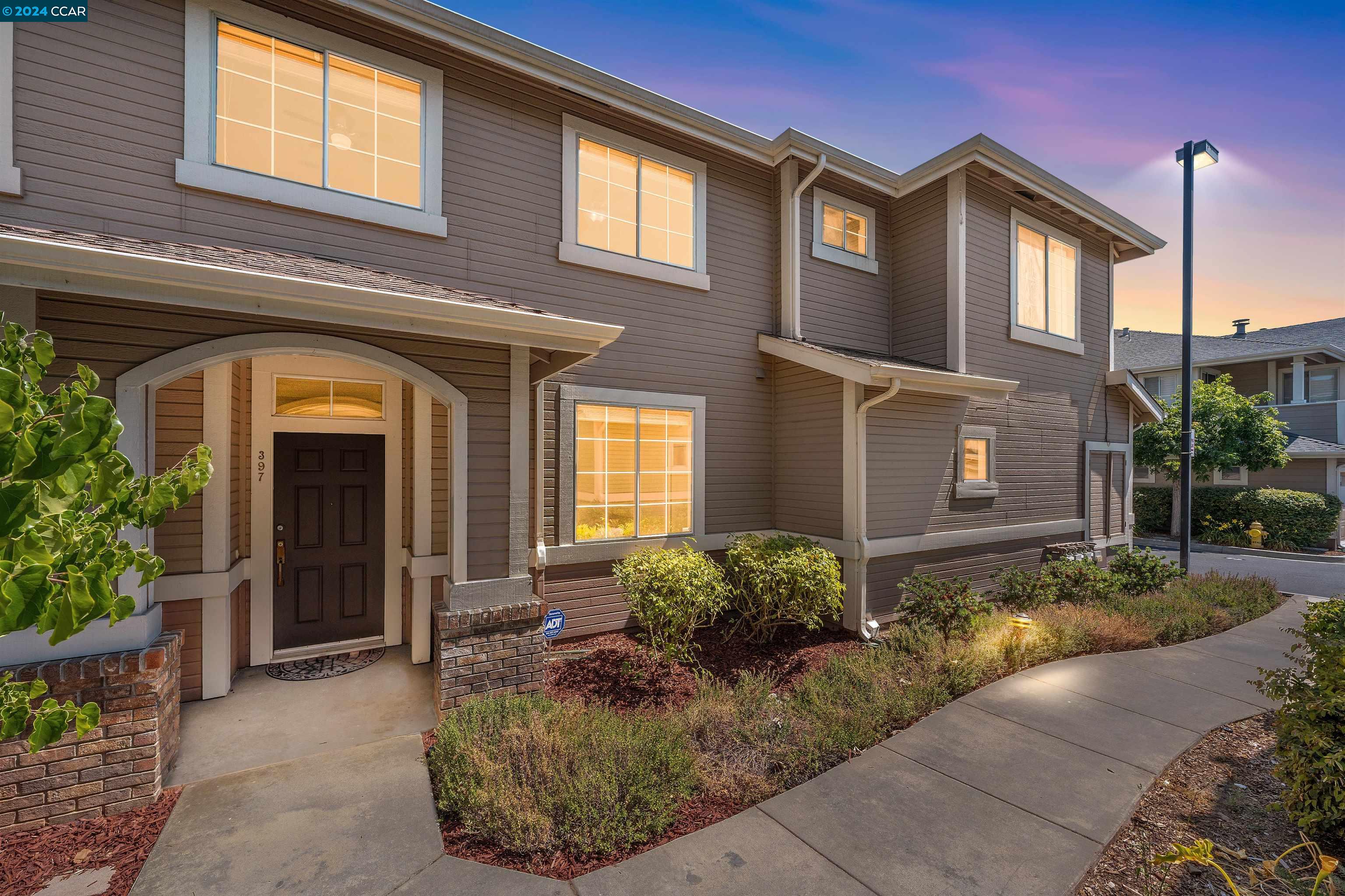 397 Castlemaine Ct
