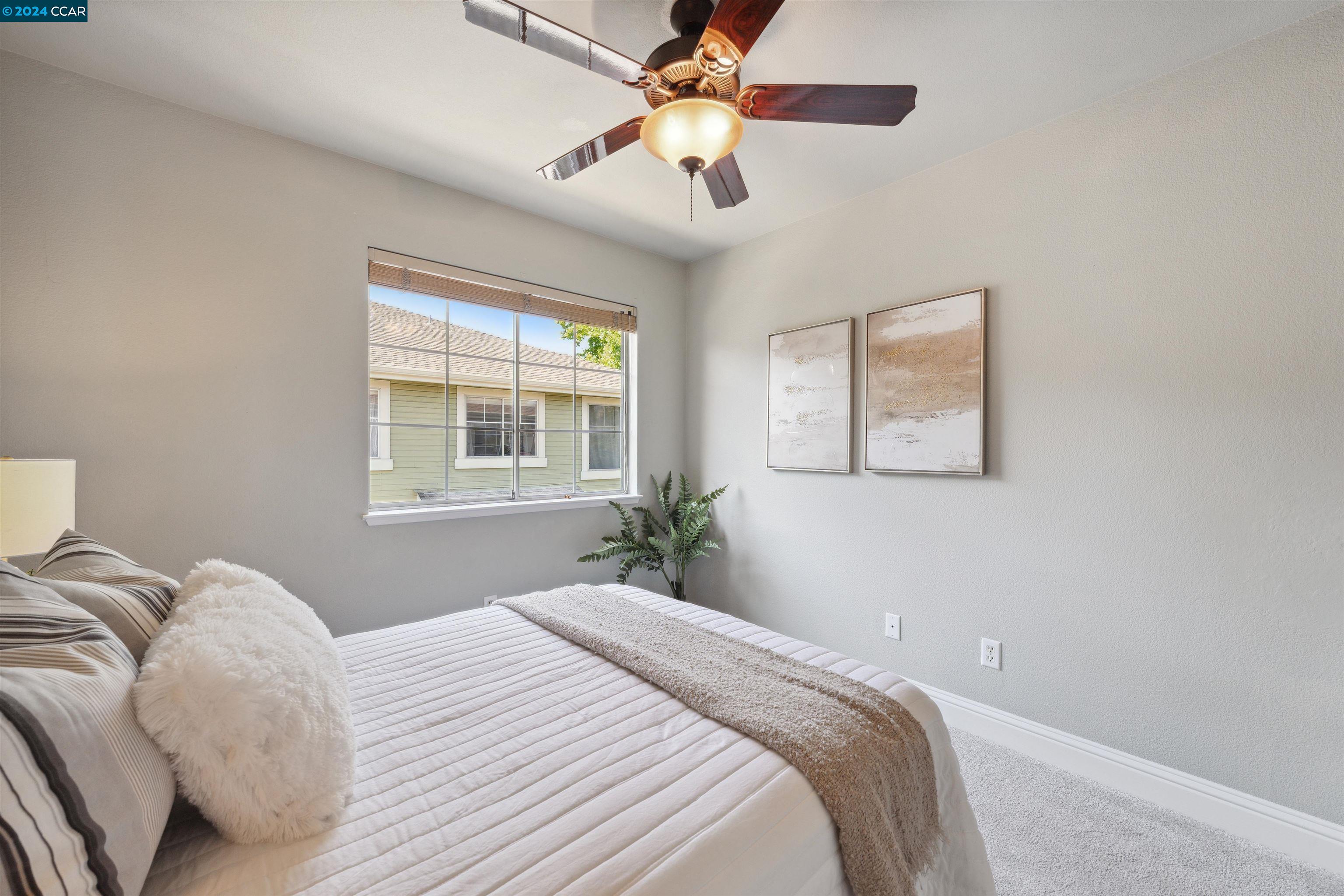 397 Castlemaine Ct