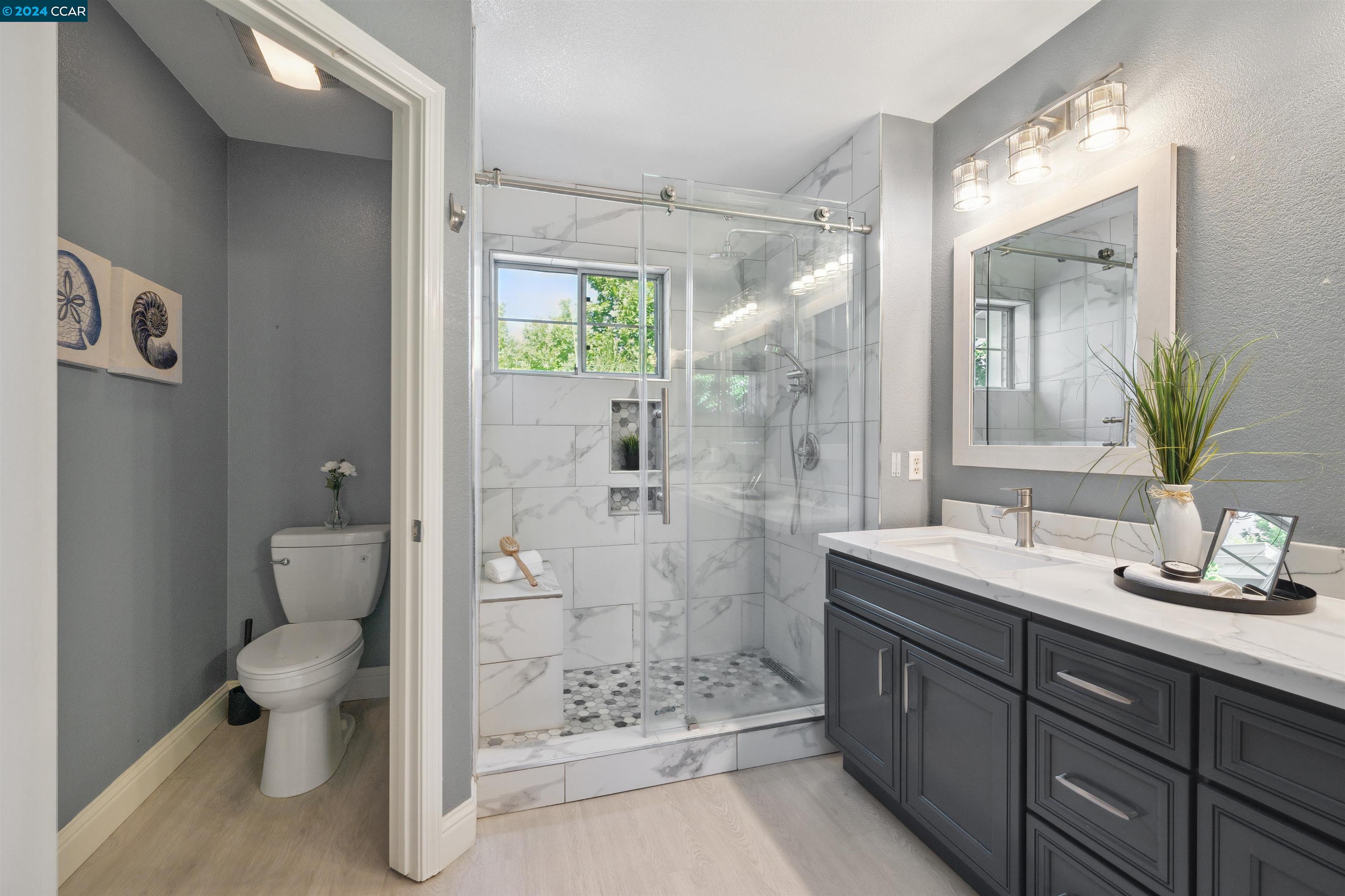 397 Castlemaine Ct