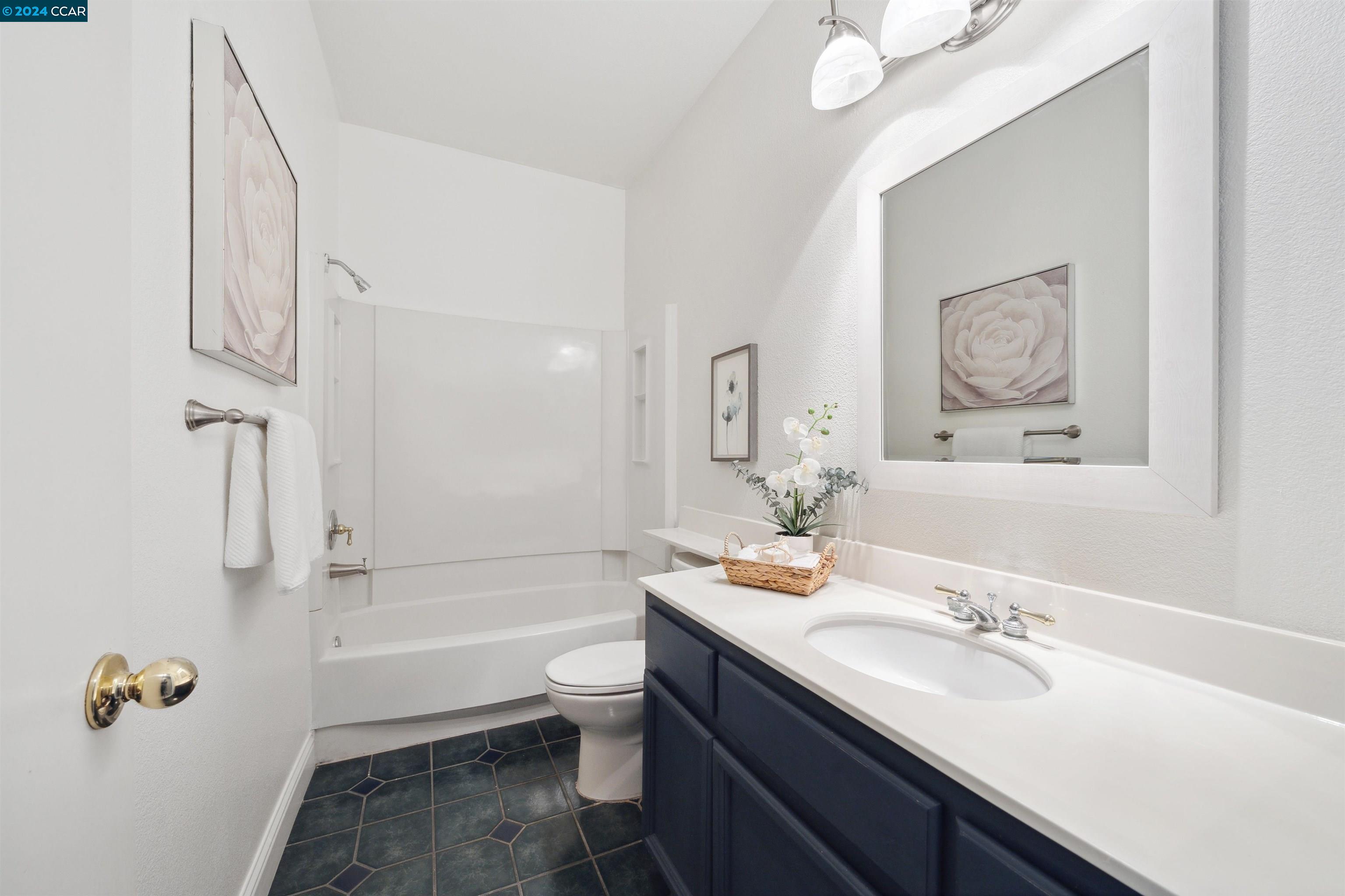397 Castlemaine Ct