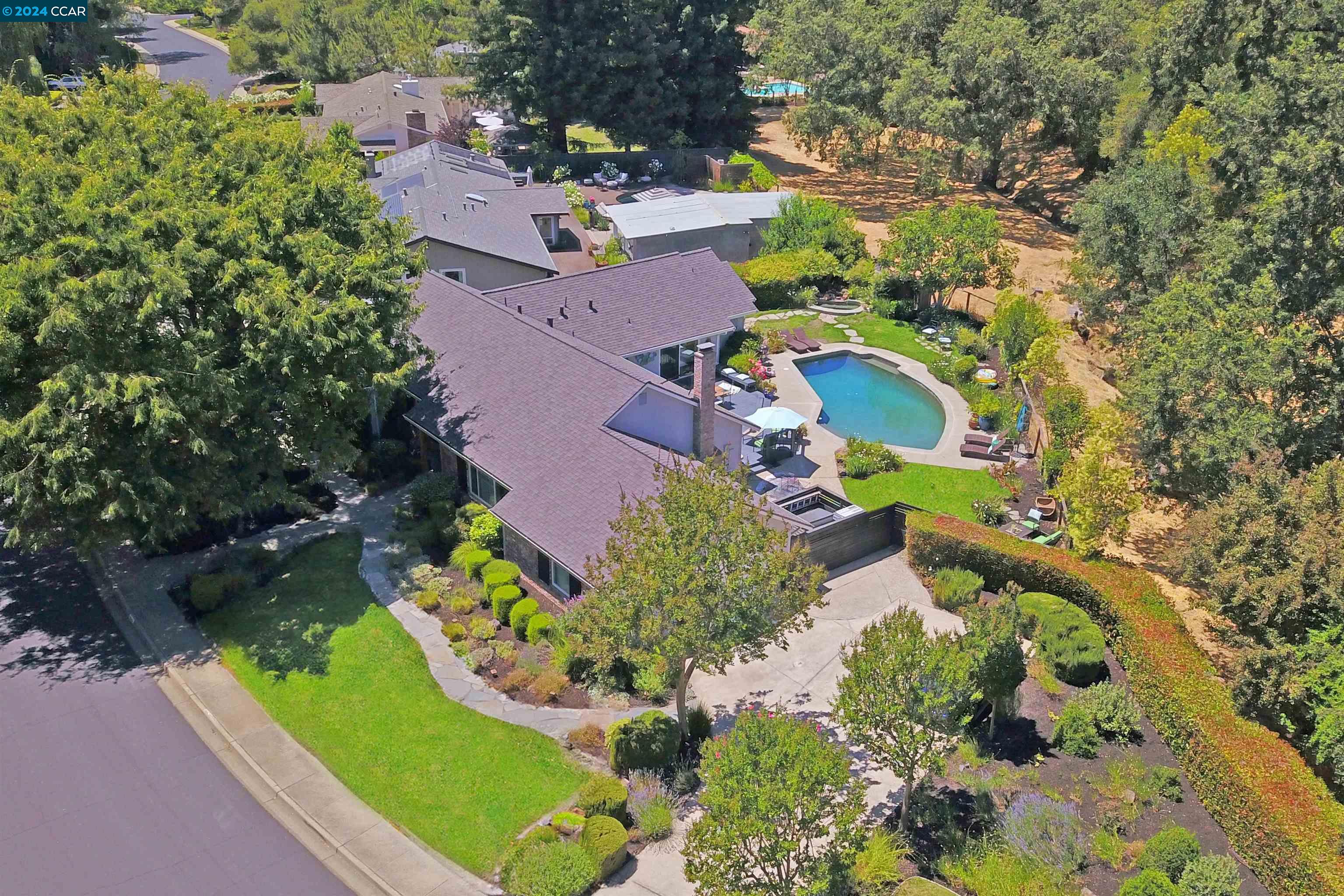 1043 White Gate Rd