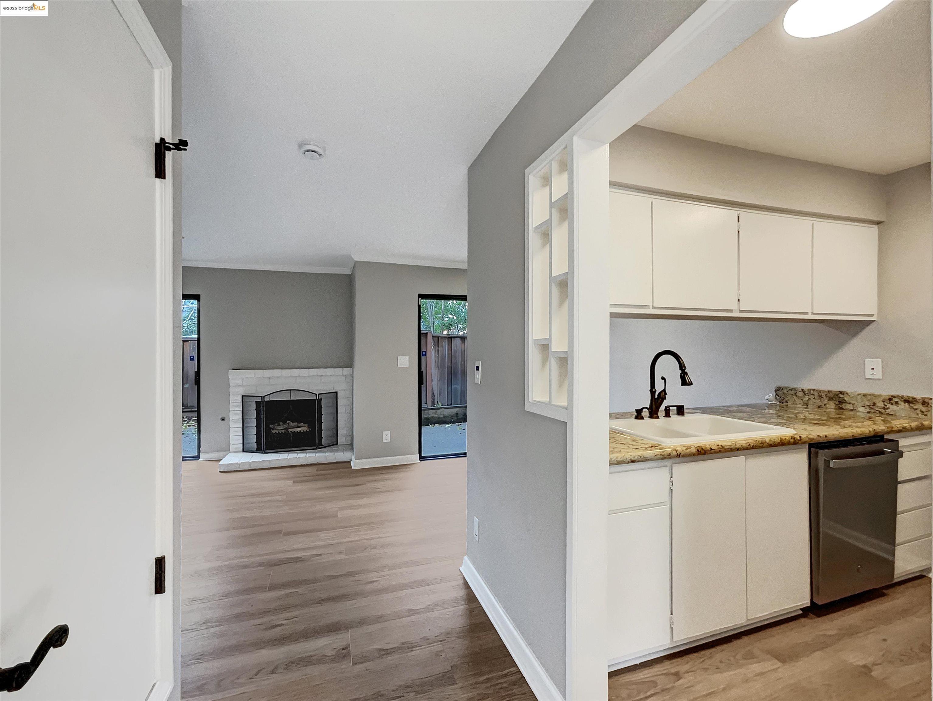 175 Midland WAY