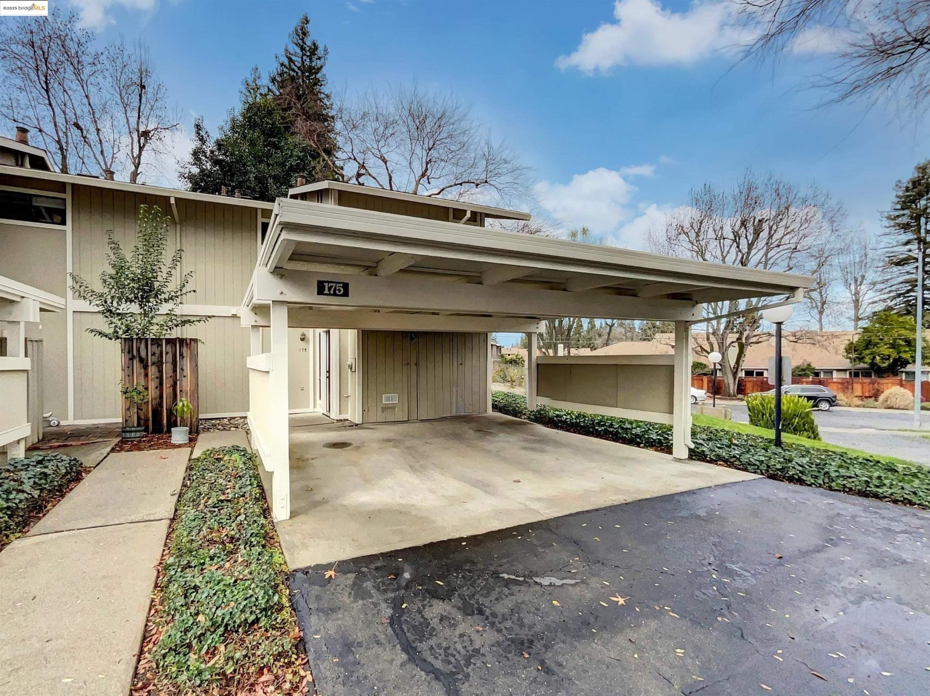 175 Midland WAY