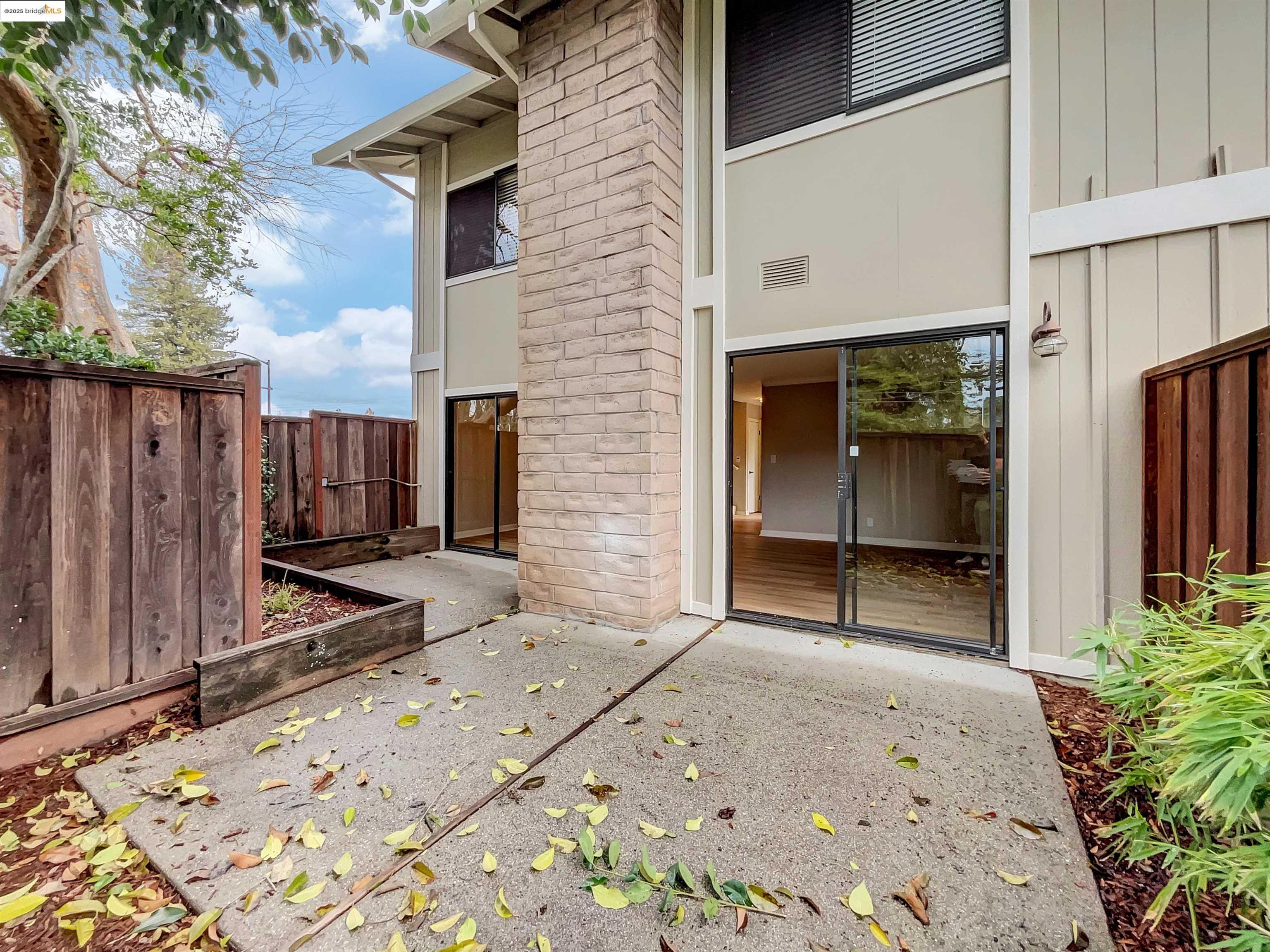 175 Midland WAY