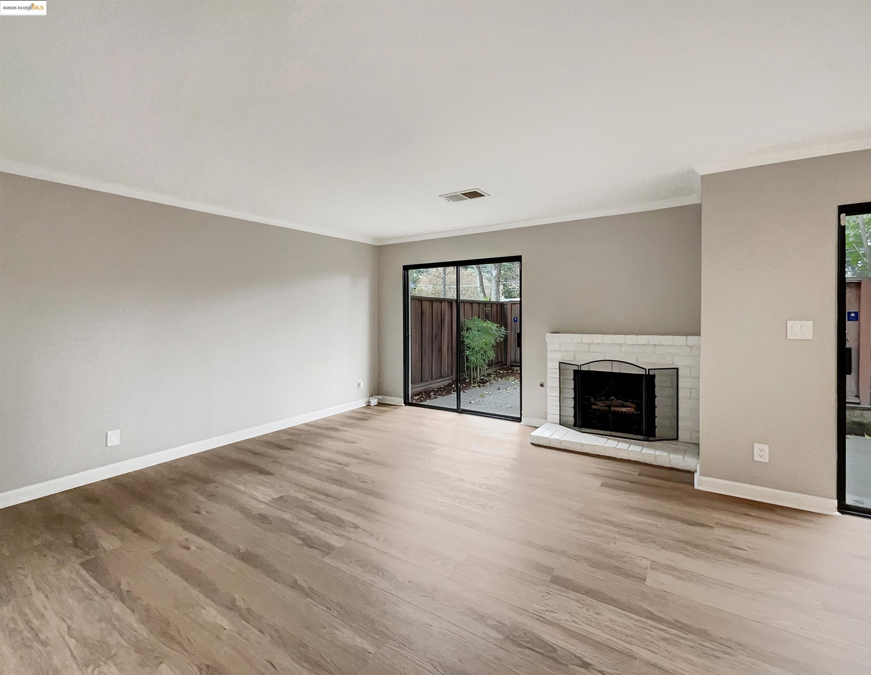 175 Midland WAY