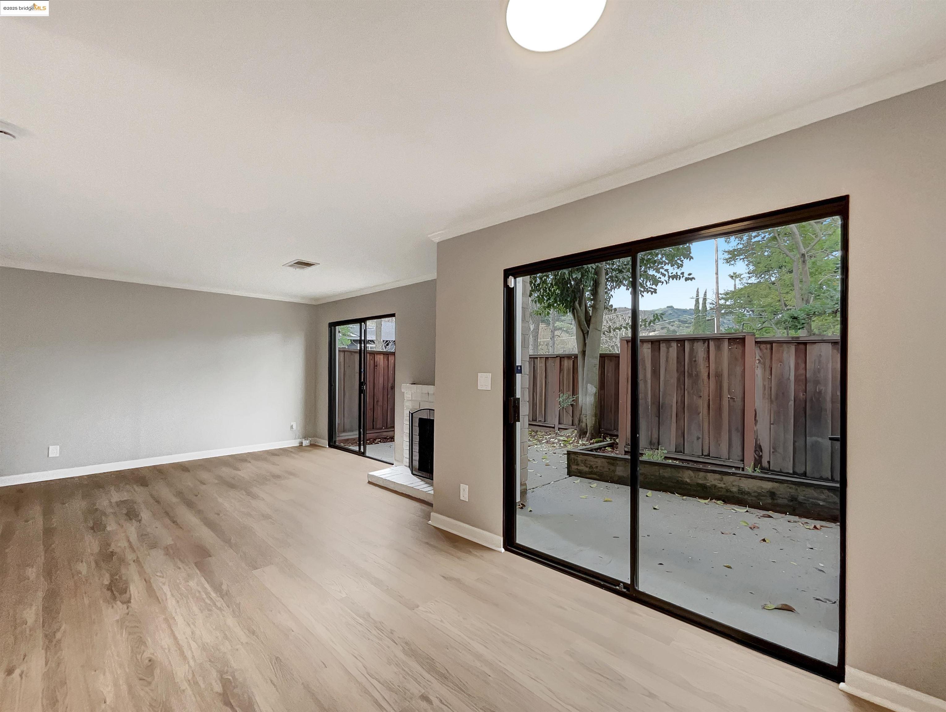 175 Midland WAY