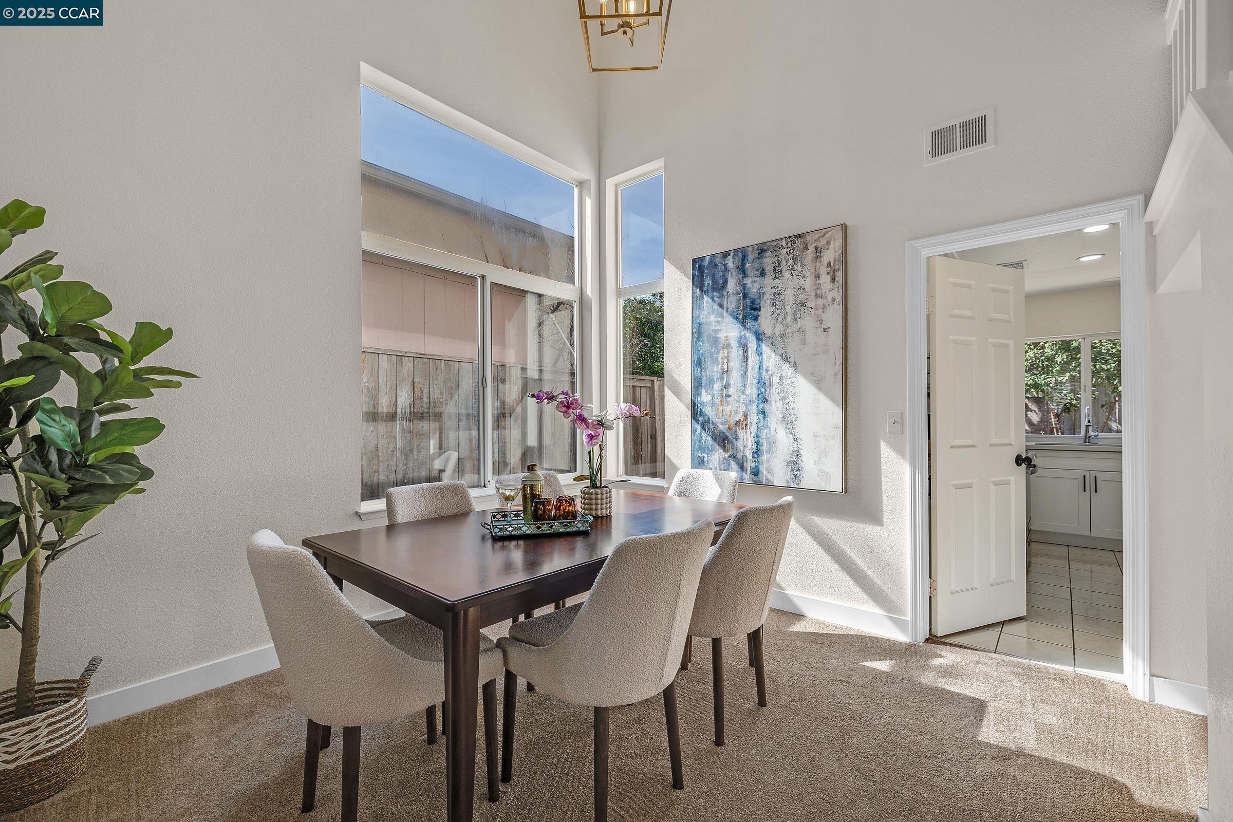 2883 Saint Martins Way