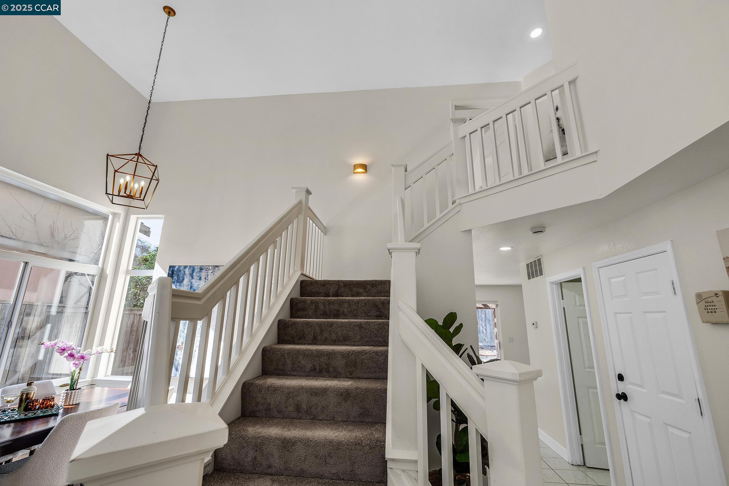 2883 Saint Martins Way