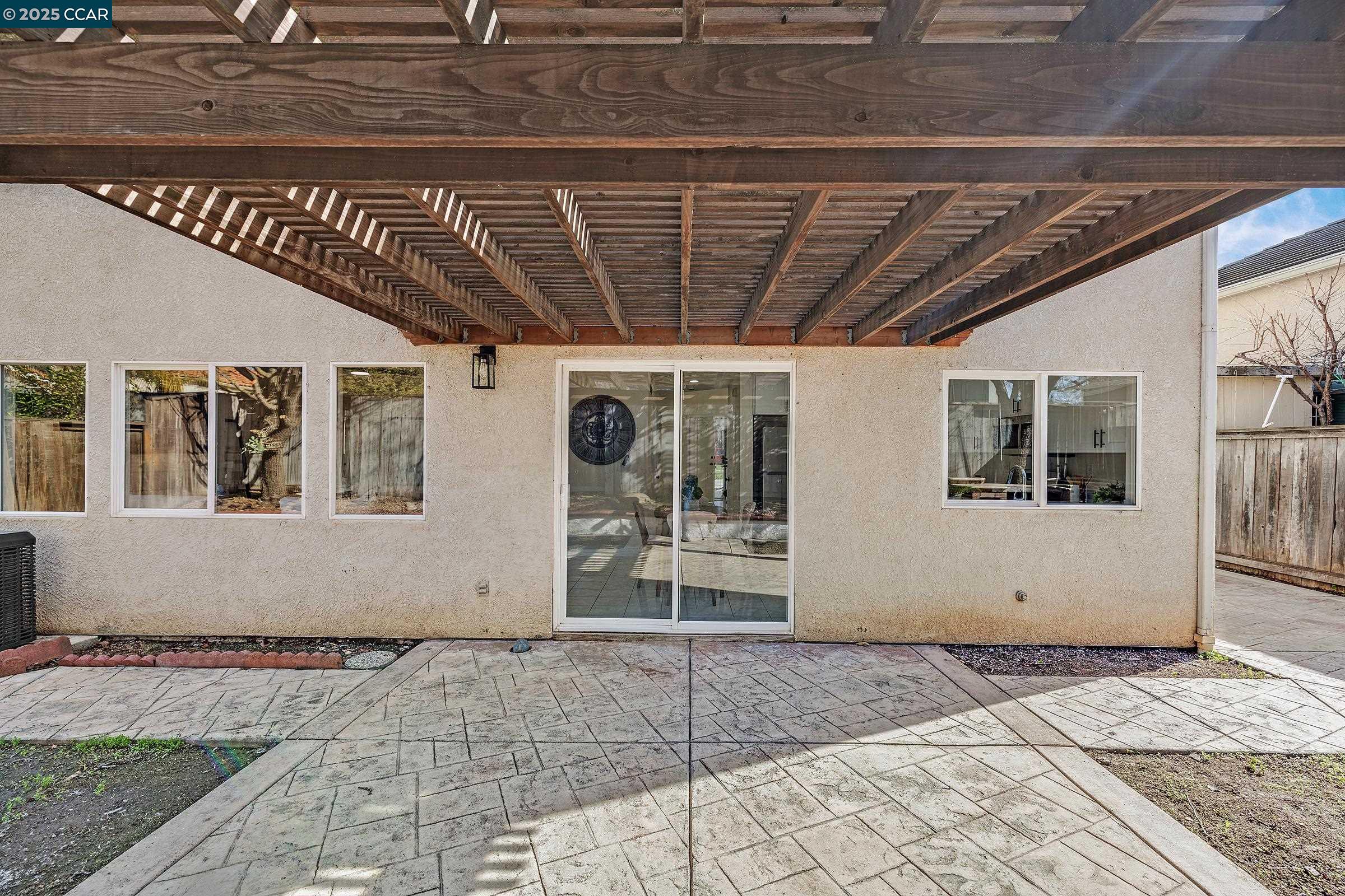 2883 Saint Martins Way