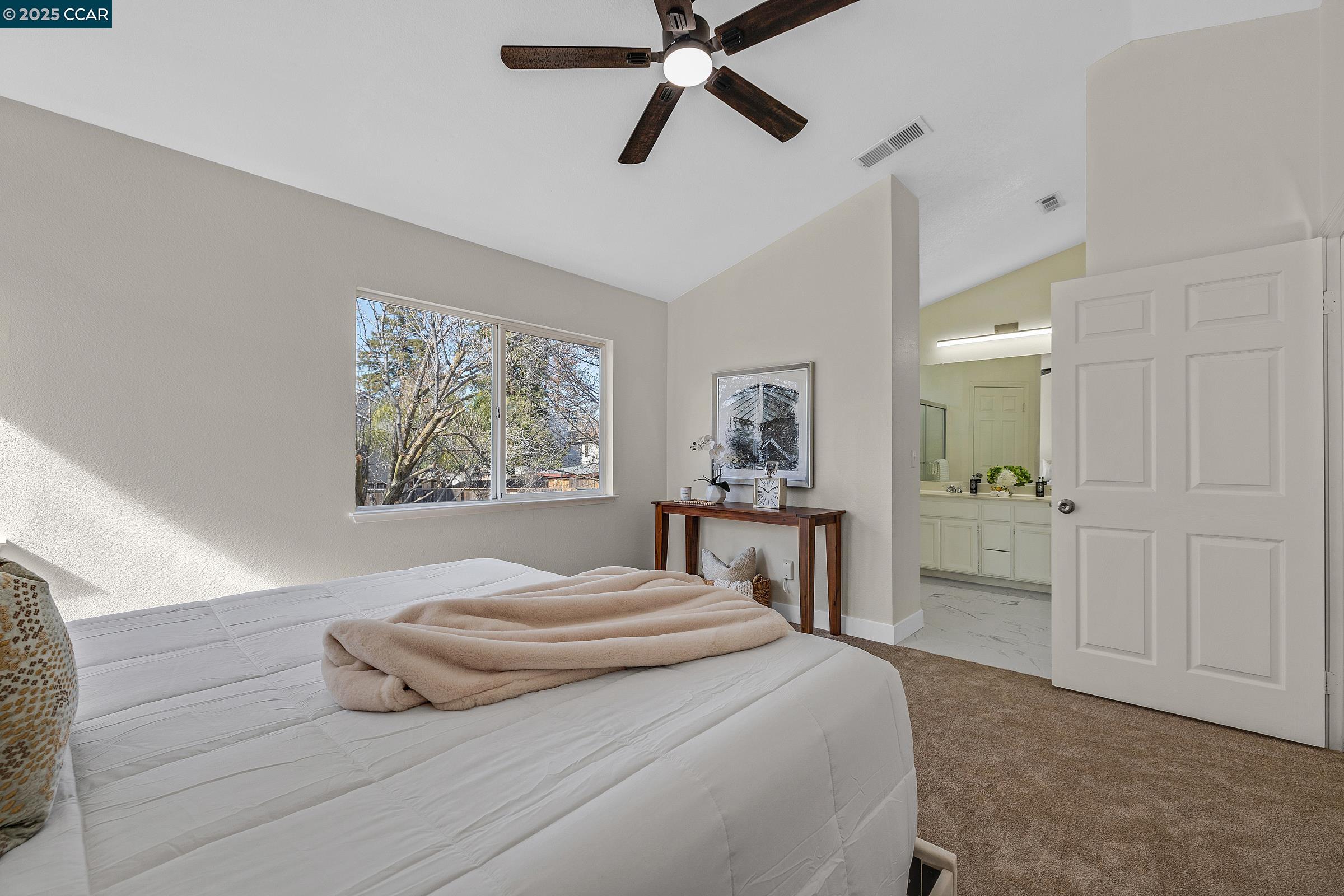 2883 Saint Martins Way