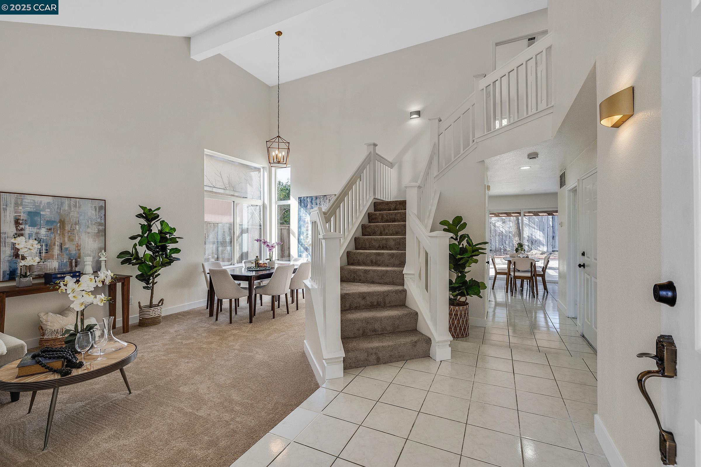 2883 Saint Martins Way