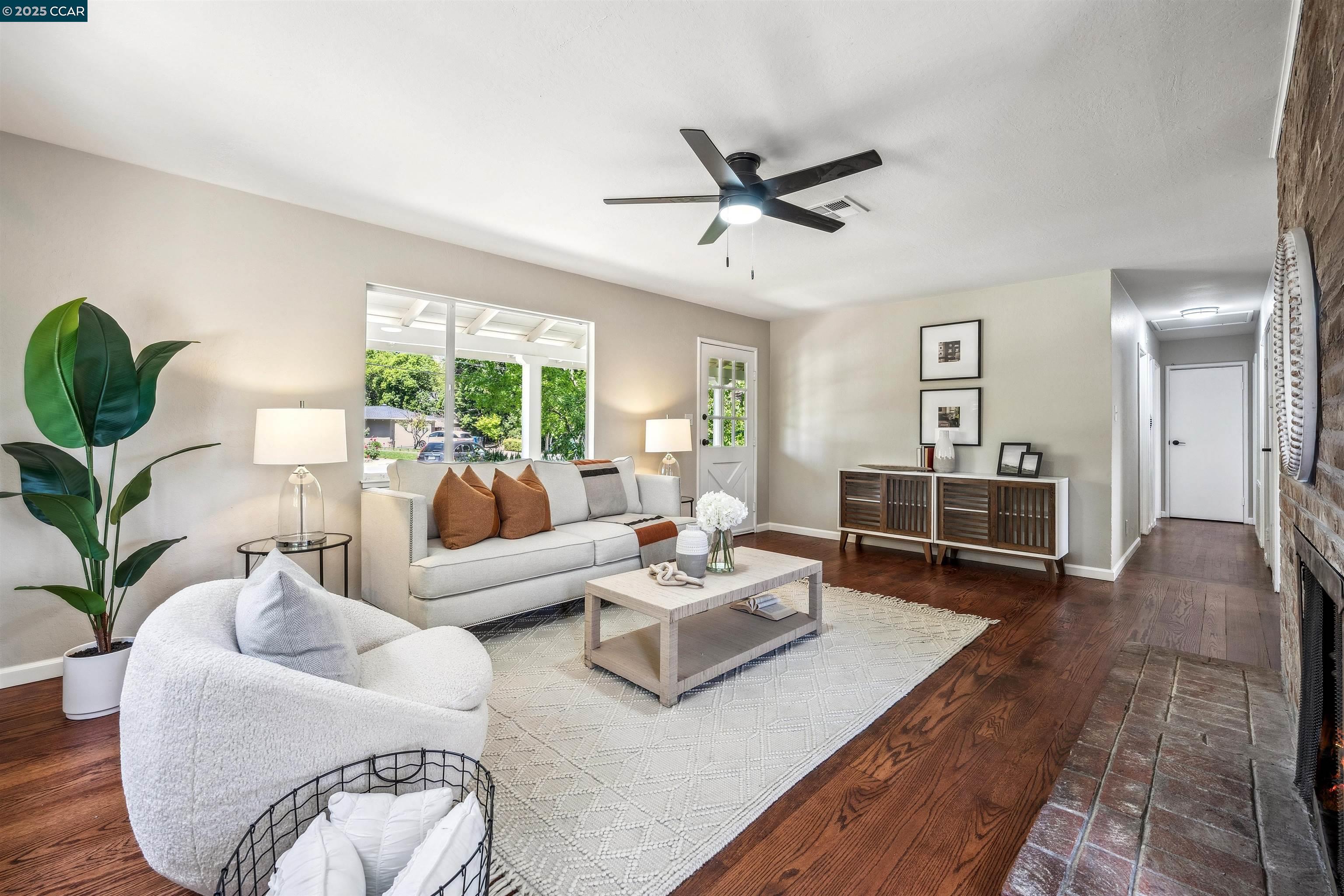 701 Duke Cir