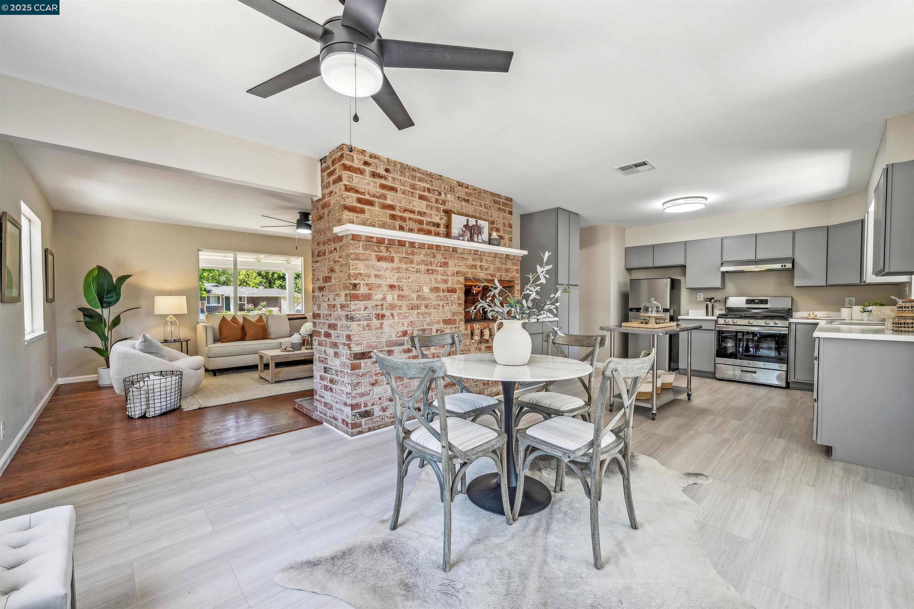 701 Duke Cir