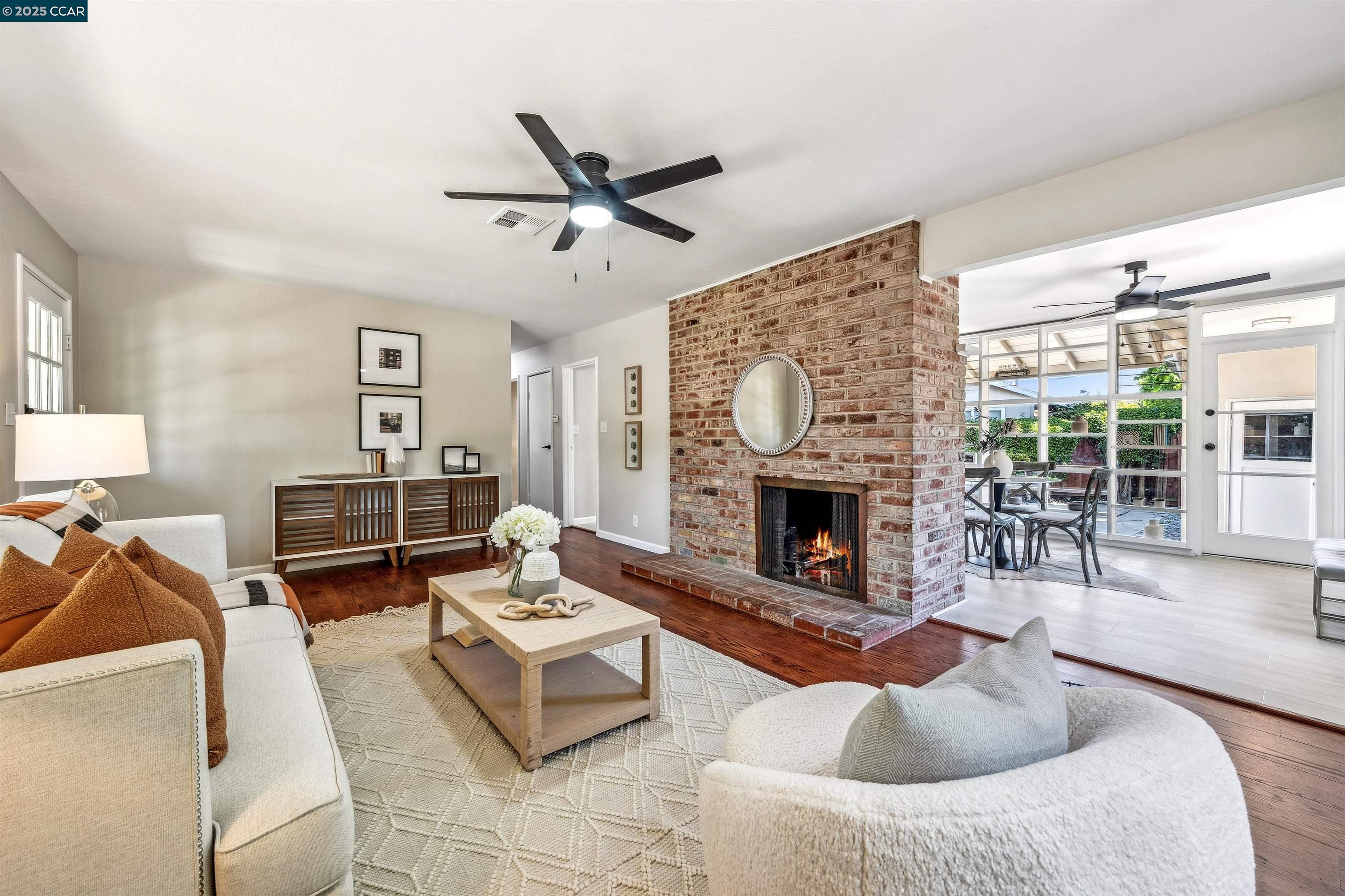 701 Duke Cir