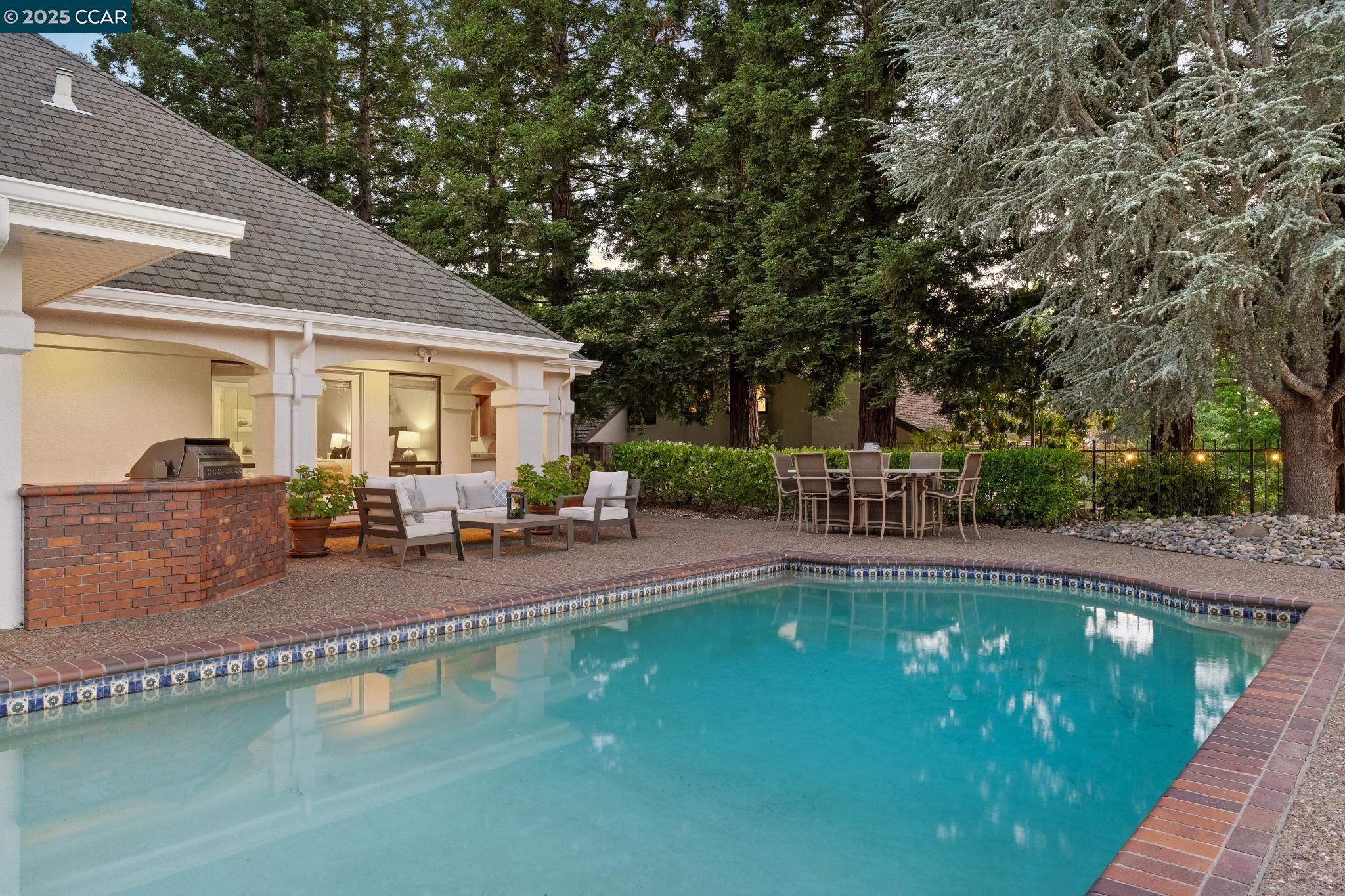 5037 Blackhawk Drive