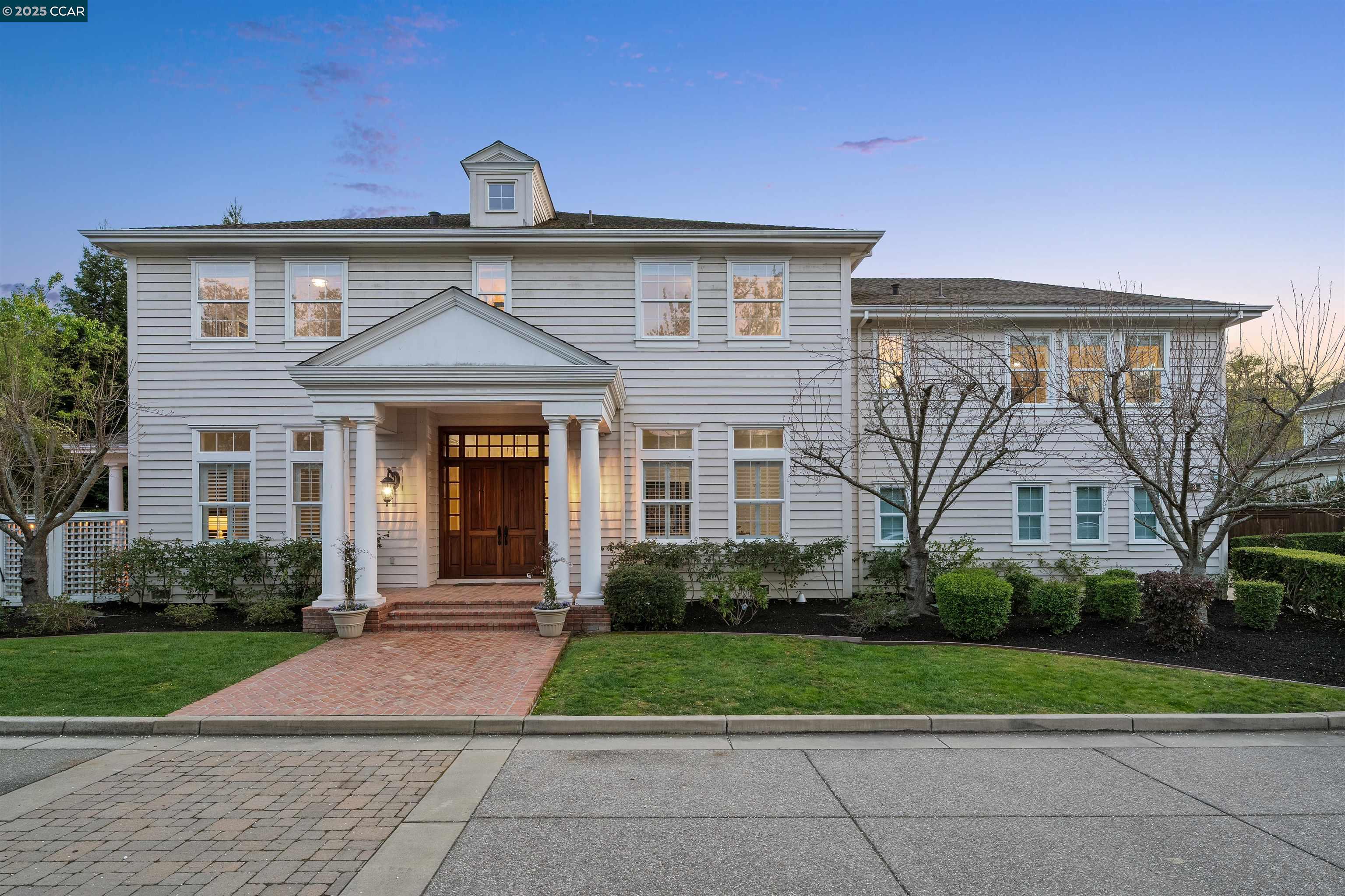 3 Brooktree Dr