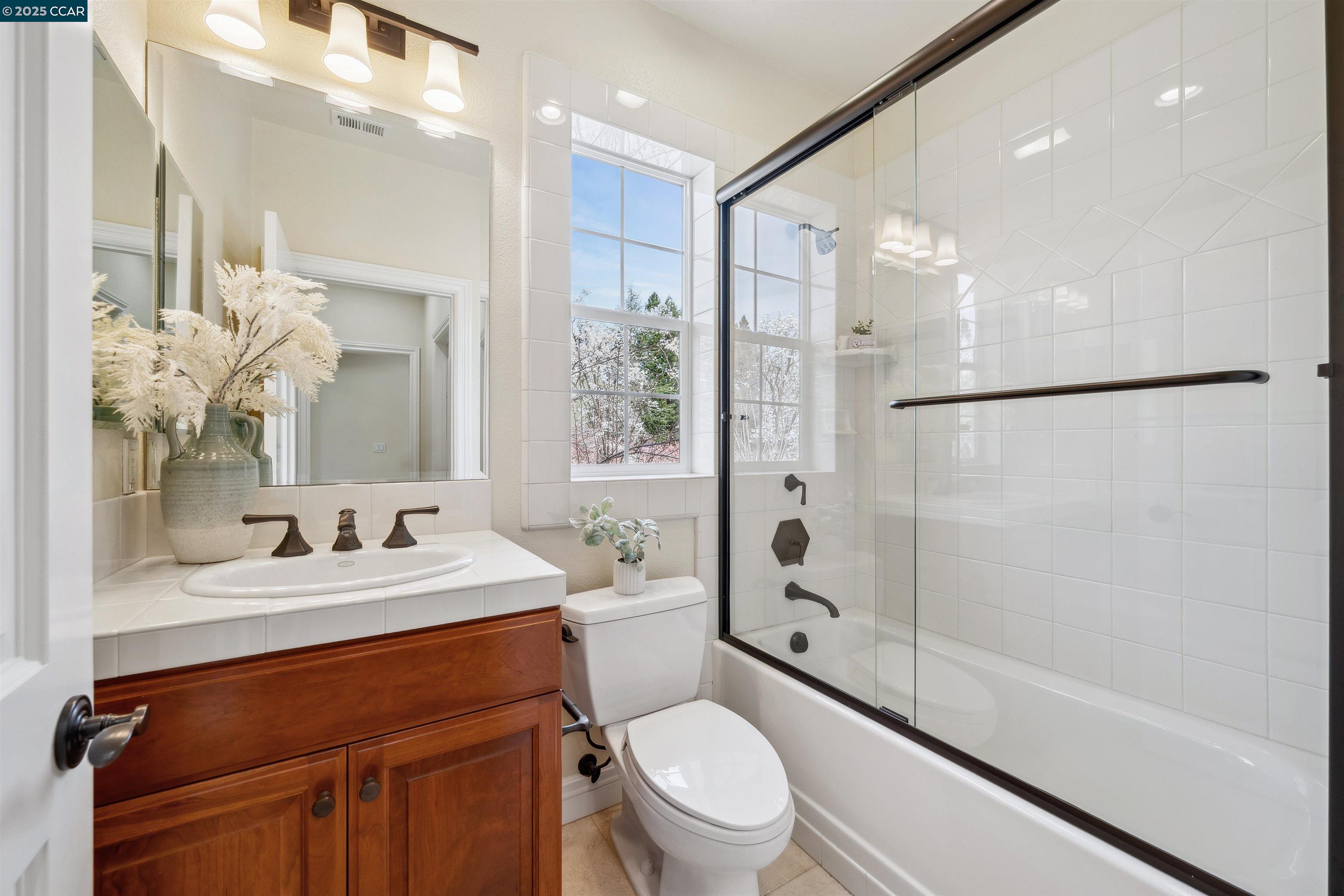3 Brooktree Dr