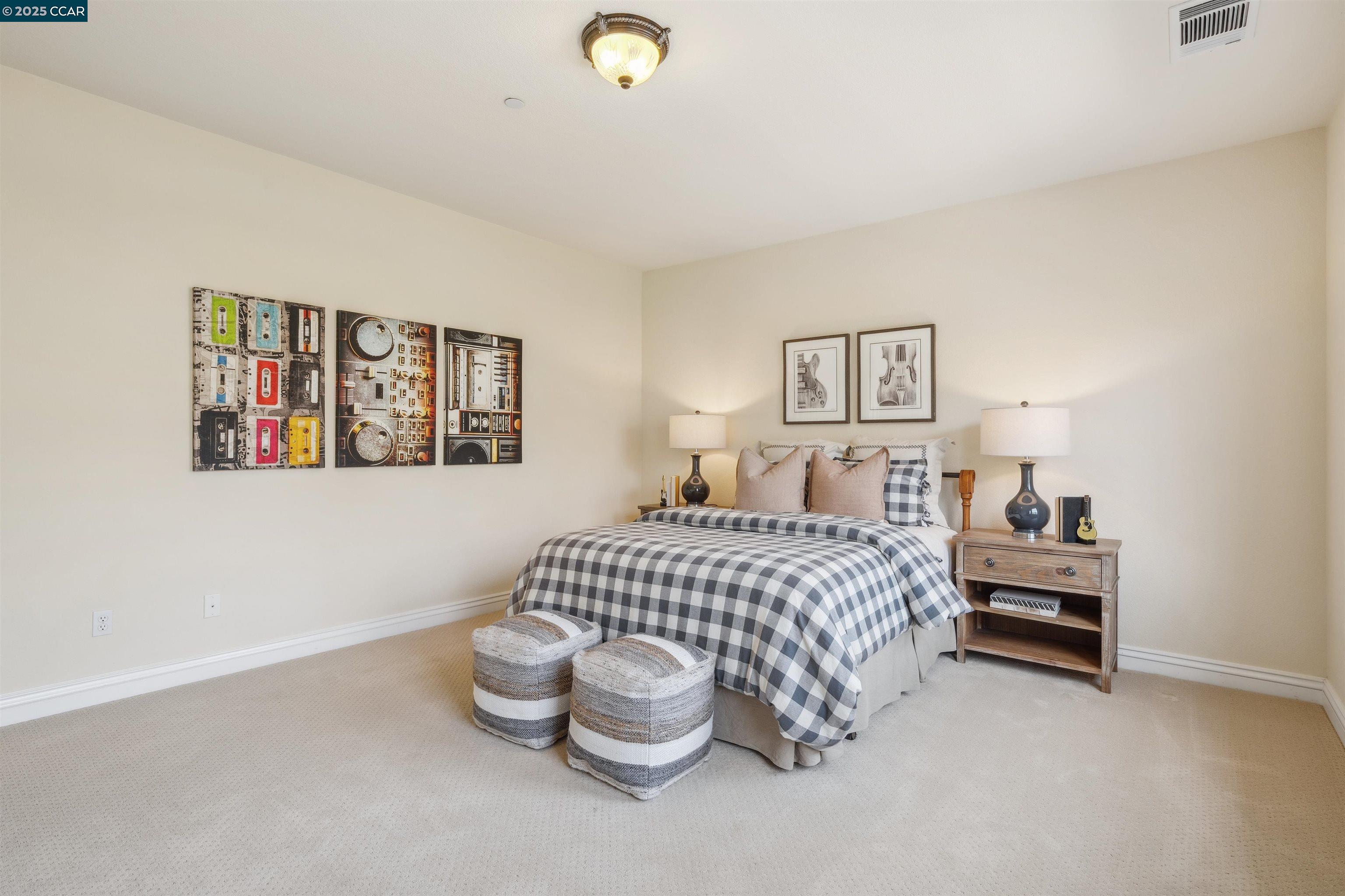 3 Brooktree Dr