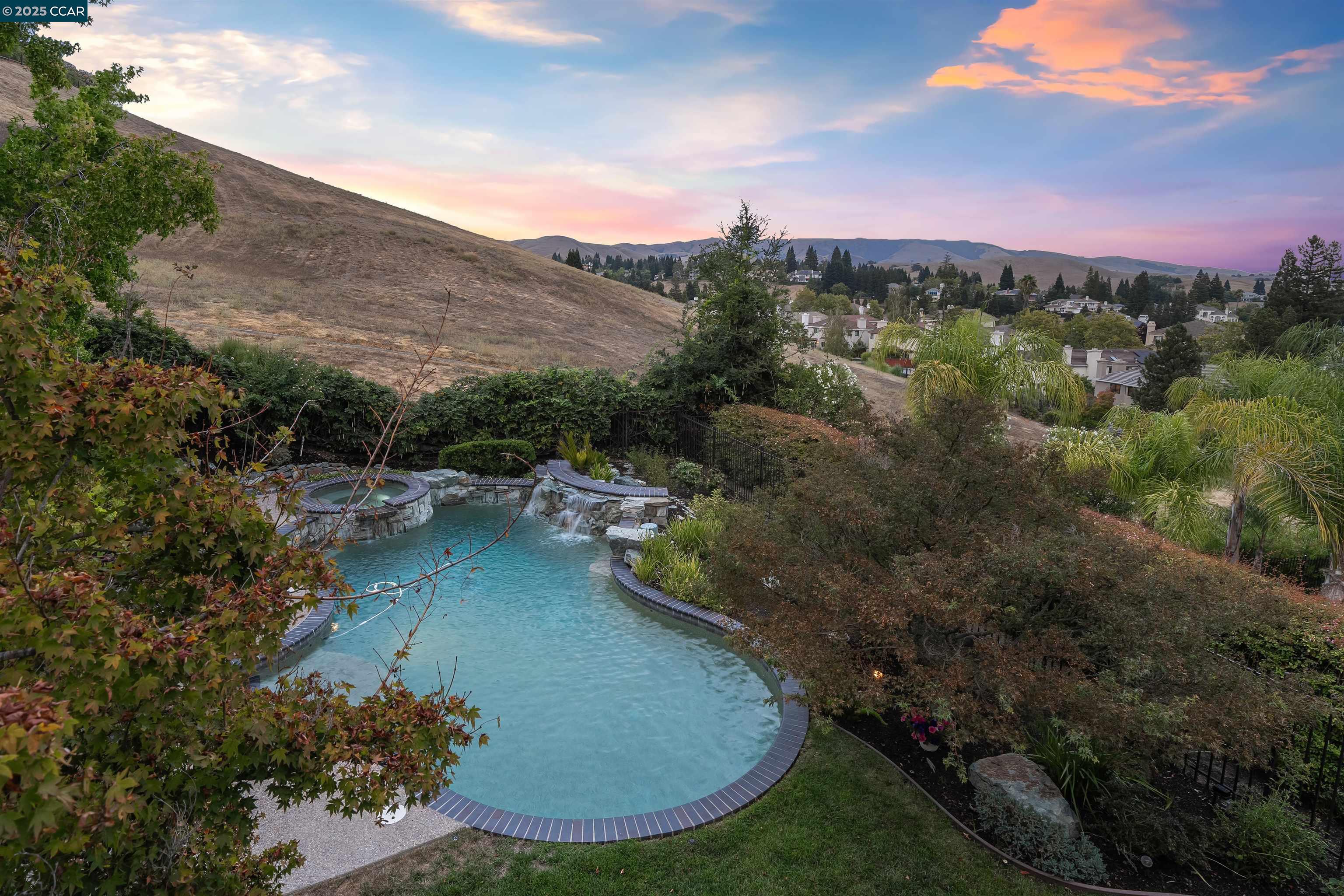 3746 Deer Trail Ct