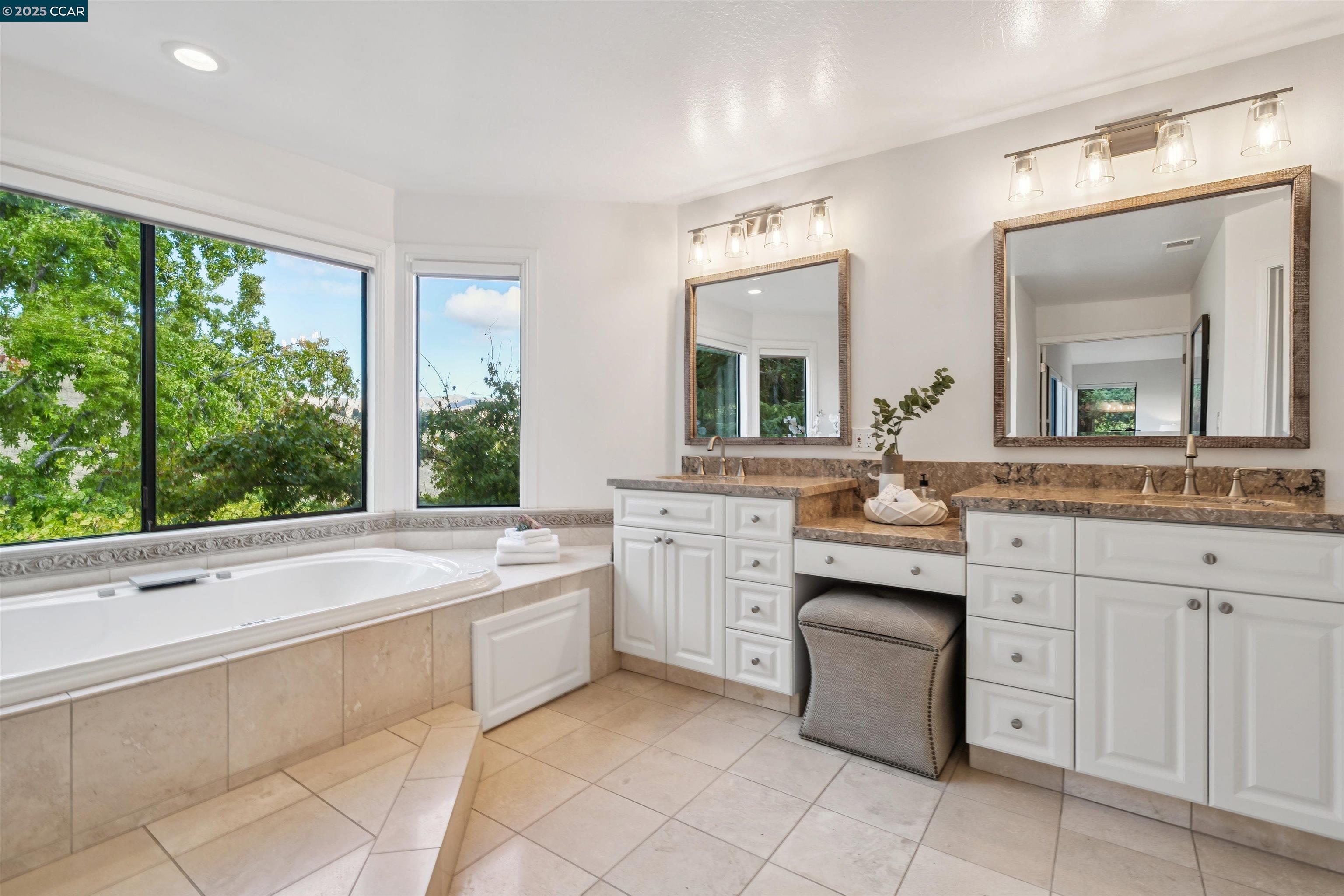 3746 Deer Trail Ct